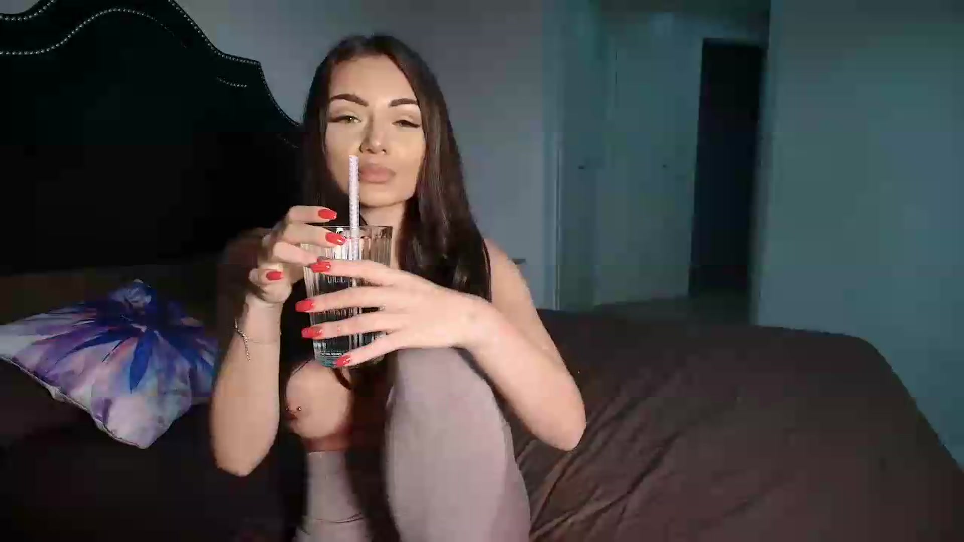 Gallery image thumbnail from JessyKatt's myfreecams stream on, 06/30/2026, 16:07 image 14 of 20