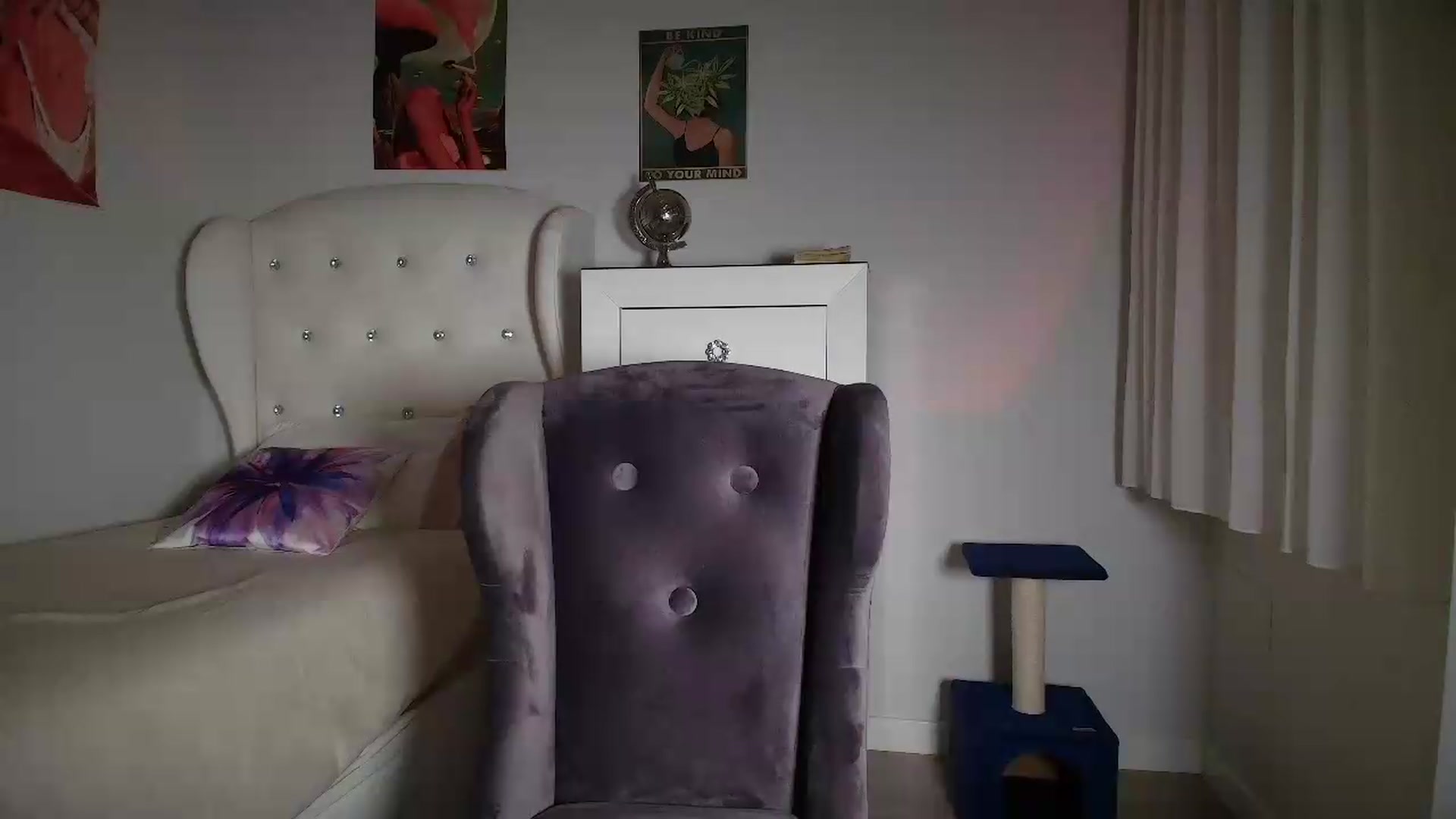 Gallery image thumbnail from JessyKatt's myfreecams stream on, 08/04/2026, 18:20 image 18 of 20