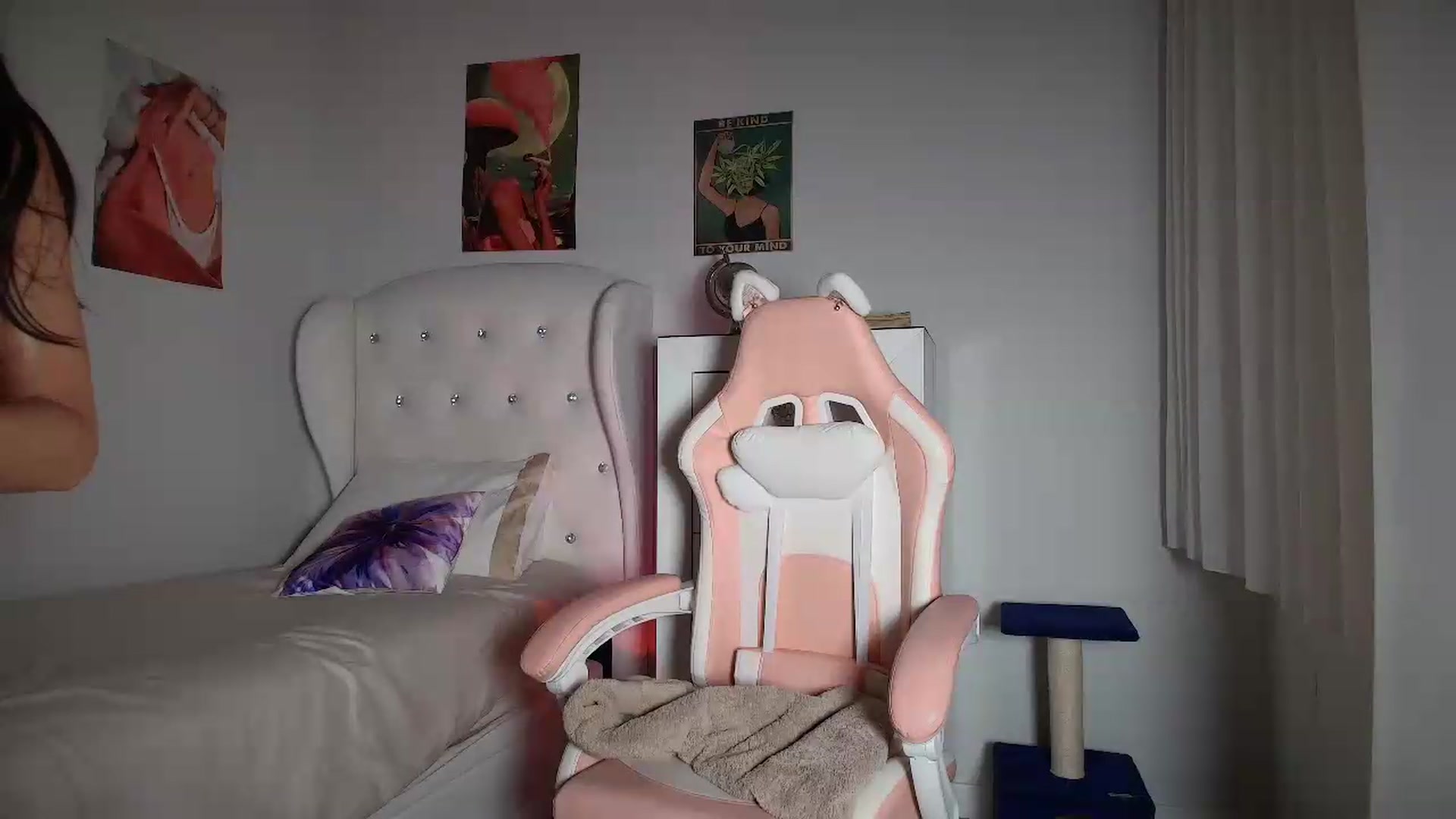 Gallery image thumbnail from JessyKatt's myfreecams stream on, 08/07/2026, 13:13 image 6 of 20