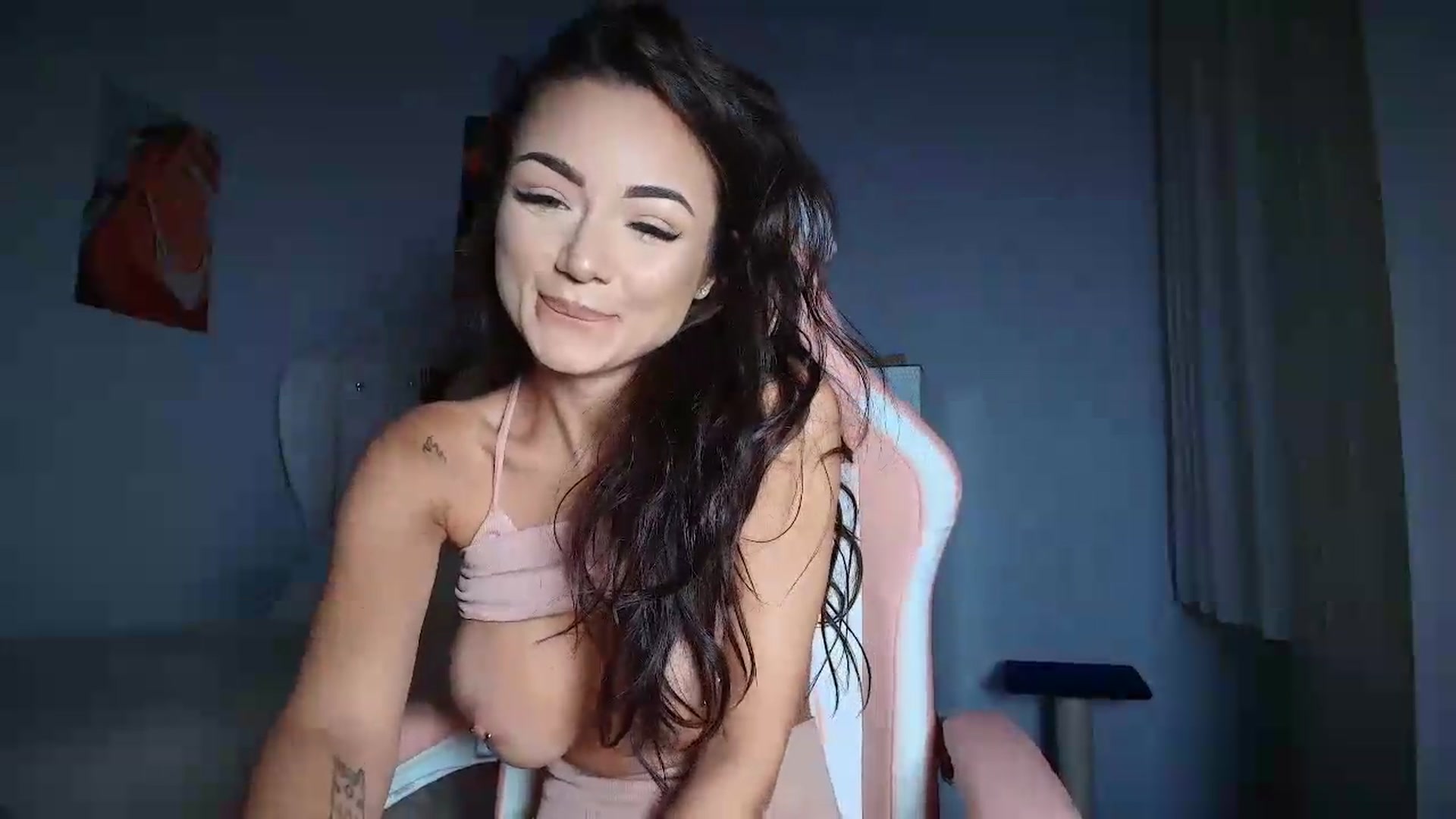 Gallery image thumbnail from JessyKatt's myfreecams stream on, 08/13/2026, 12:18 image 11 of 20