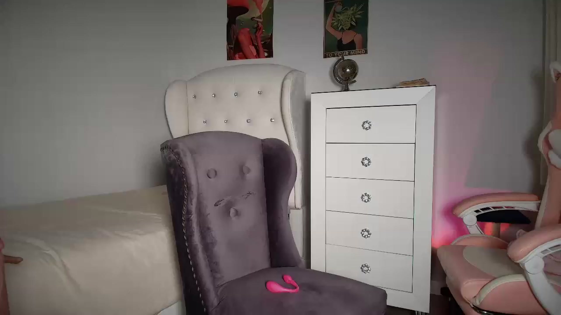 Gallery image thumbnail from JessyKatt's myfreecams stream on, 09/14/2026, 13:30 image 5 of 20
