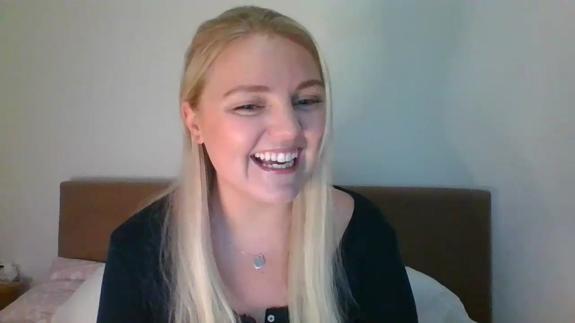 Gallery image thumbnail from JessyLou's myfreecams stream on, 02/07/2023, 19:54 image 15 of 20