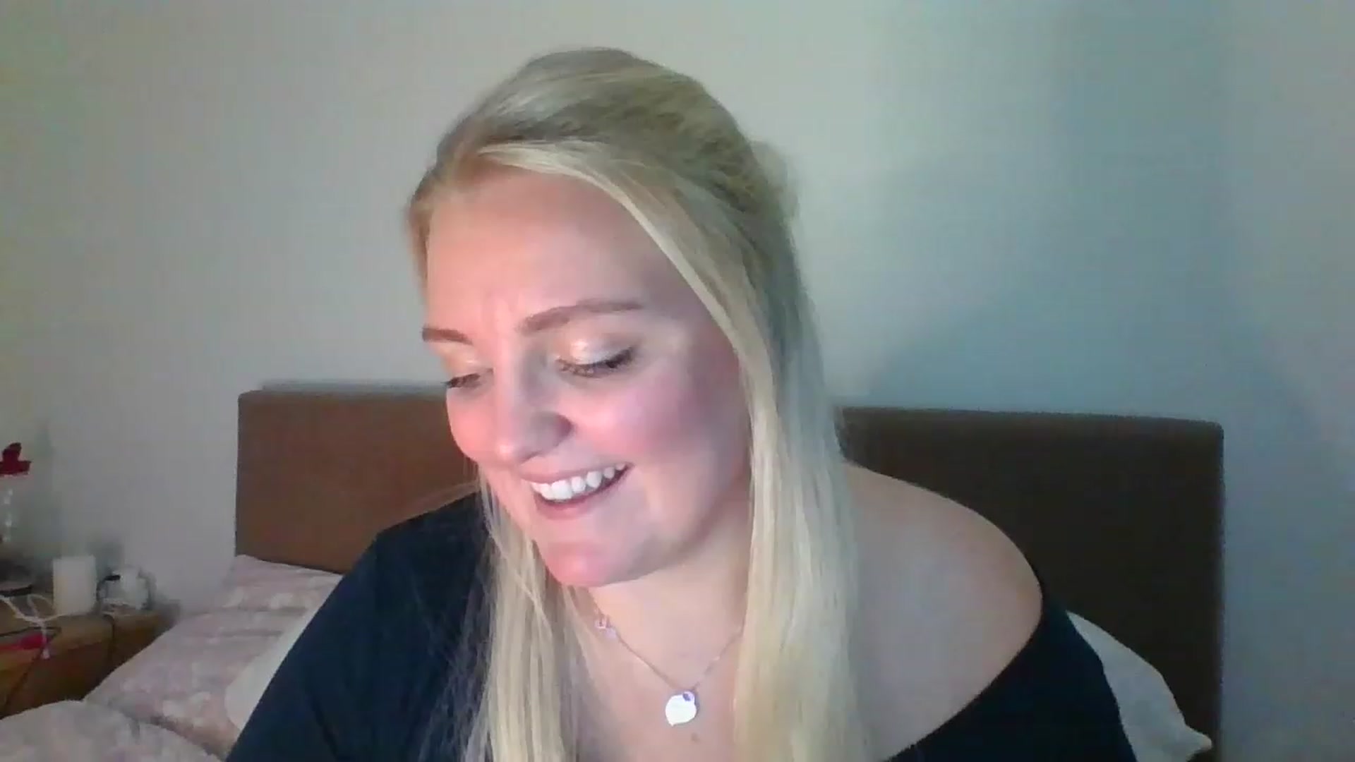 Gallery image thumbnail from JessyLou's myfreecams stream on, 02/07/2023, 21:33 image 9 of 20