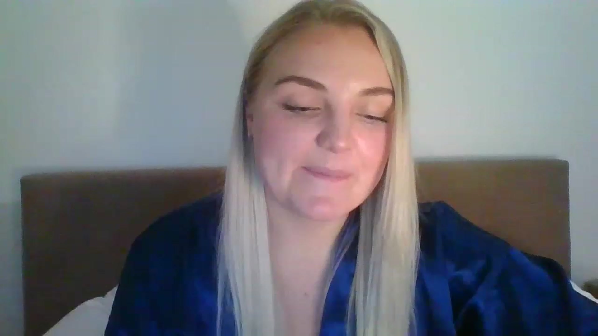 Gallery image thumbnail from JessyLou's myfreecams stream on, 03/02/2023, 22:10 image 18 of 20