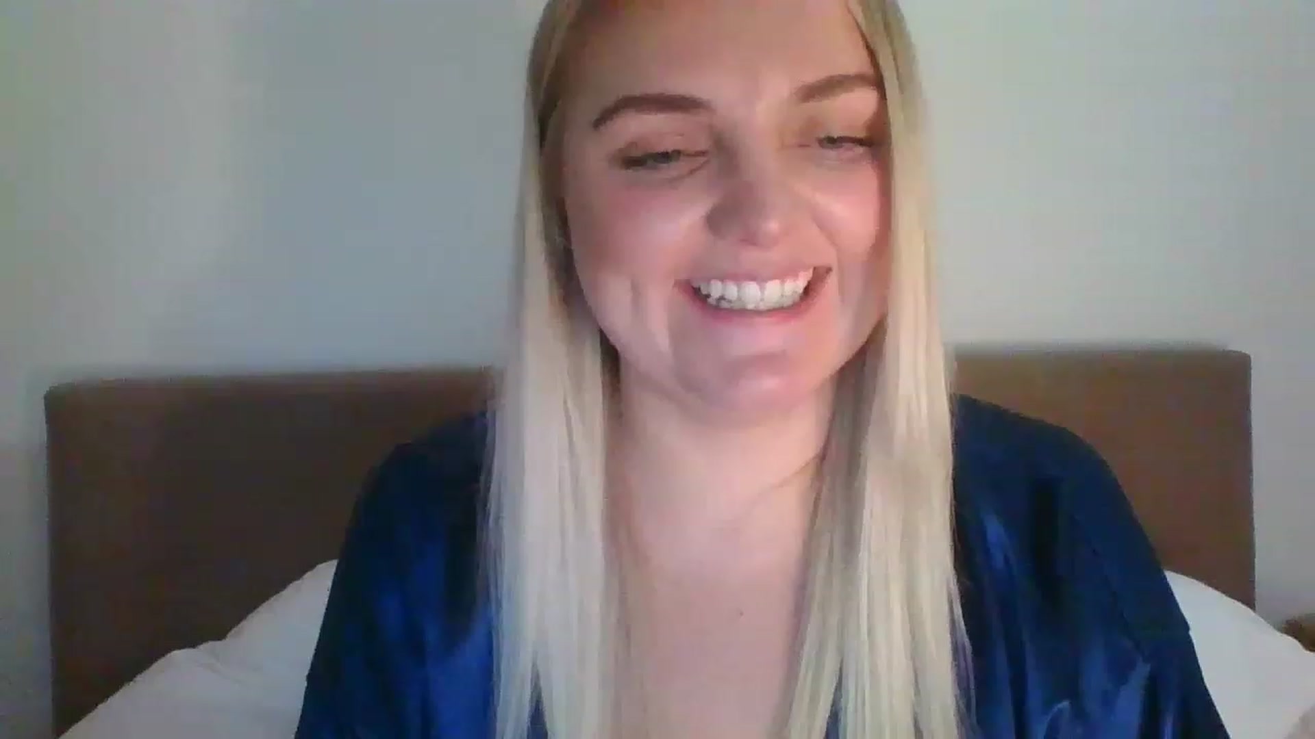 Gallery image thumbnail from JessyLou's myfreecams stream on, 03/02/2023, 22:10 image 11 of 20