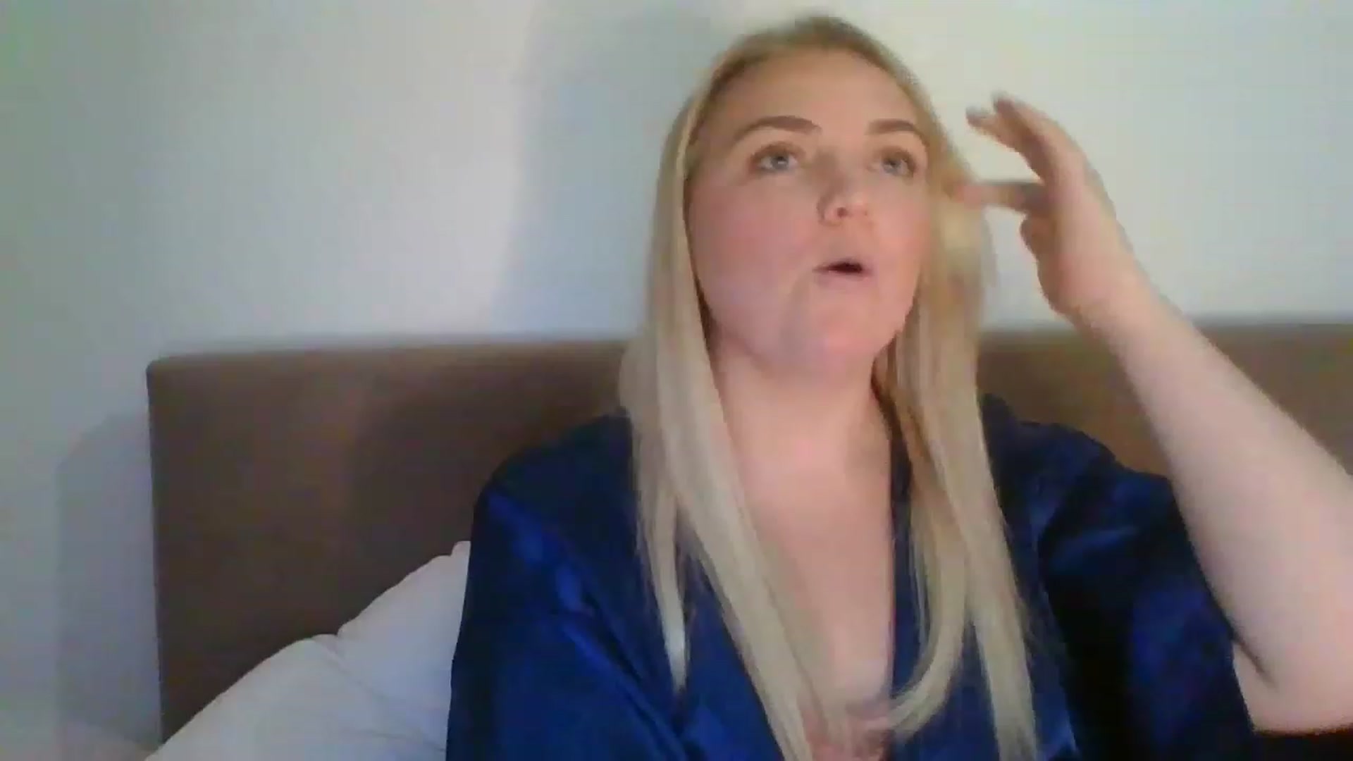 Gallery image thumbnail from JessyLou's myfreecams stream on, 03/02/2023, 22:10 image 20 of 20