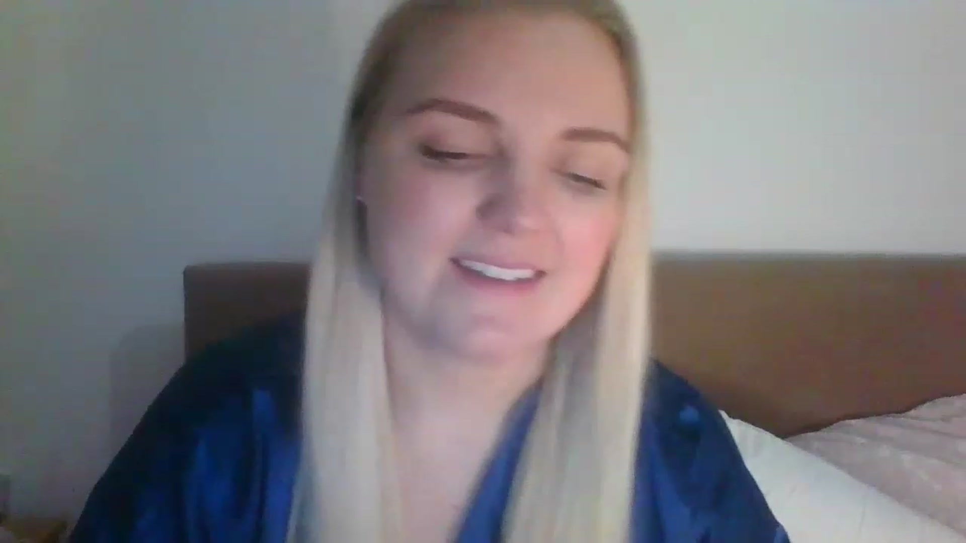 Gallery image thumbnail from JessyLou's myfreecams stream on, 03/05/2023, 20:24 image 19 of 20