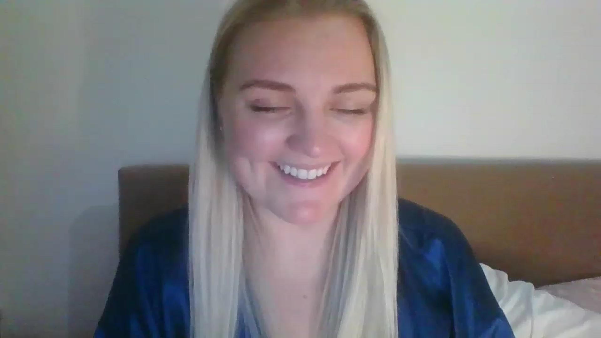 Gallery image thumbnail from JessyLou's myfreecams stream on, 03/05/2023, 22:03 image 13 of 20
