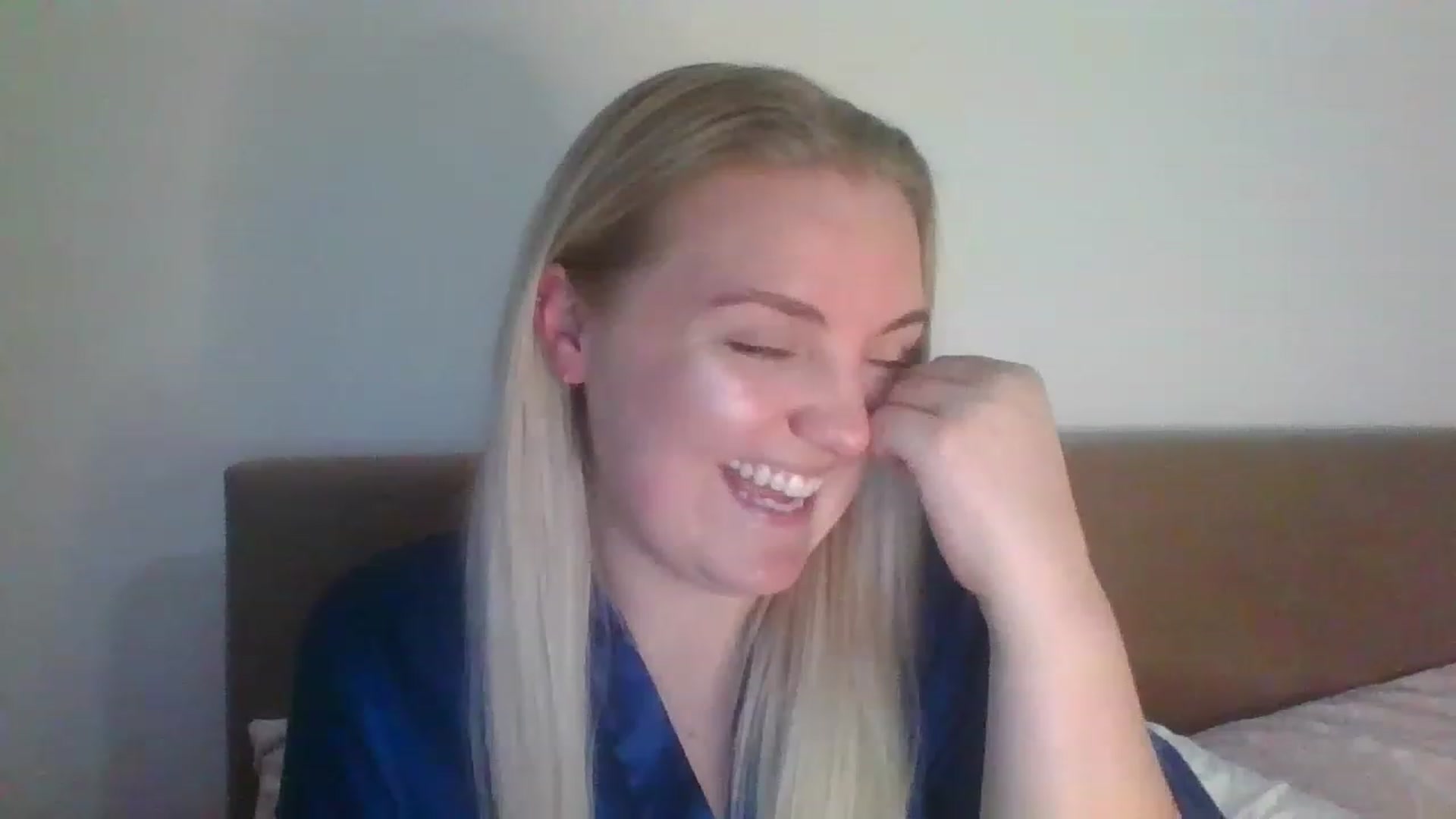 Gallery image thumbnail from JessyLou's myfreecams stream on, 03/05/2023, 22:03 image 1 of 20