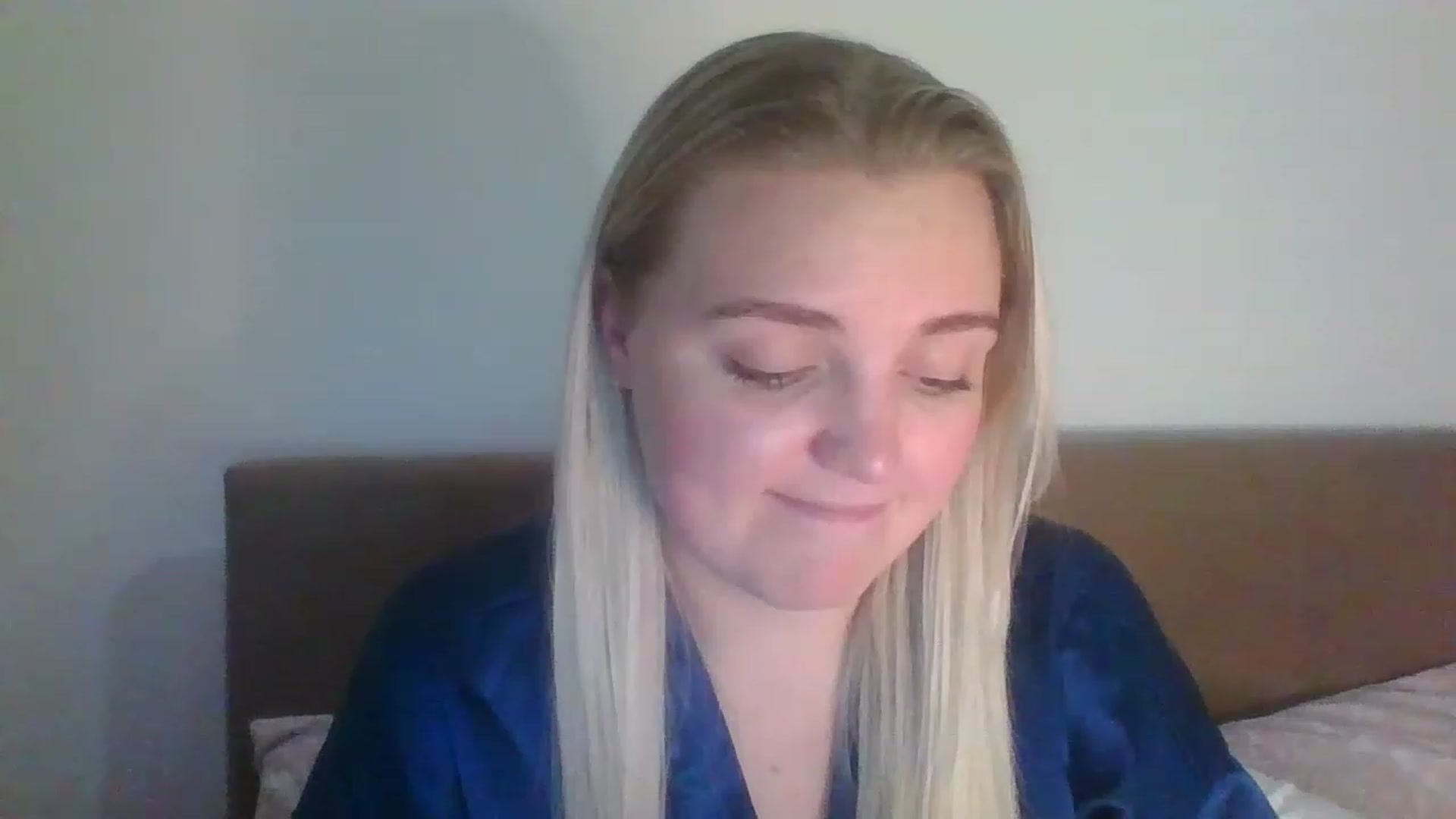 Gallery image thumbnail from JessyLou's myfreecams stream on, 03/05/2023, 22:03 image 2 of 20
