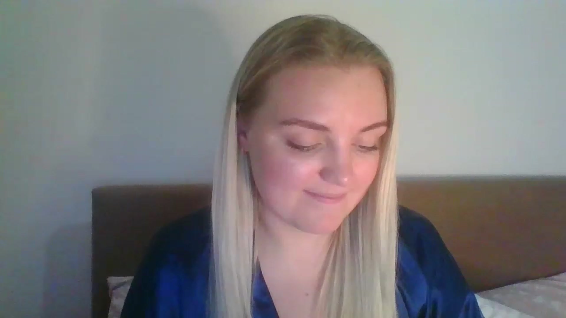 Gallery image thumbnail from JessyLou's myfreecams stream on, 03/05/2023, 22:03 image 14 of 20