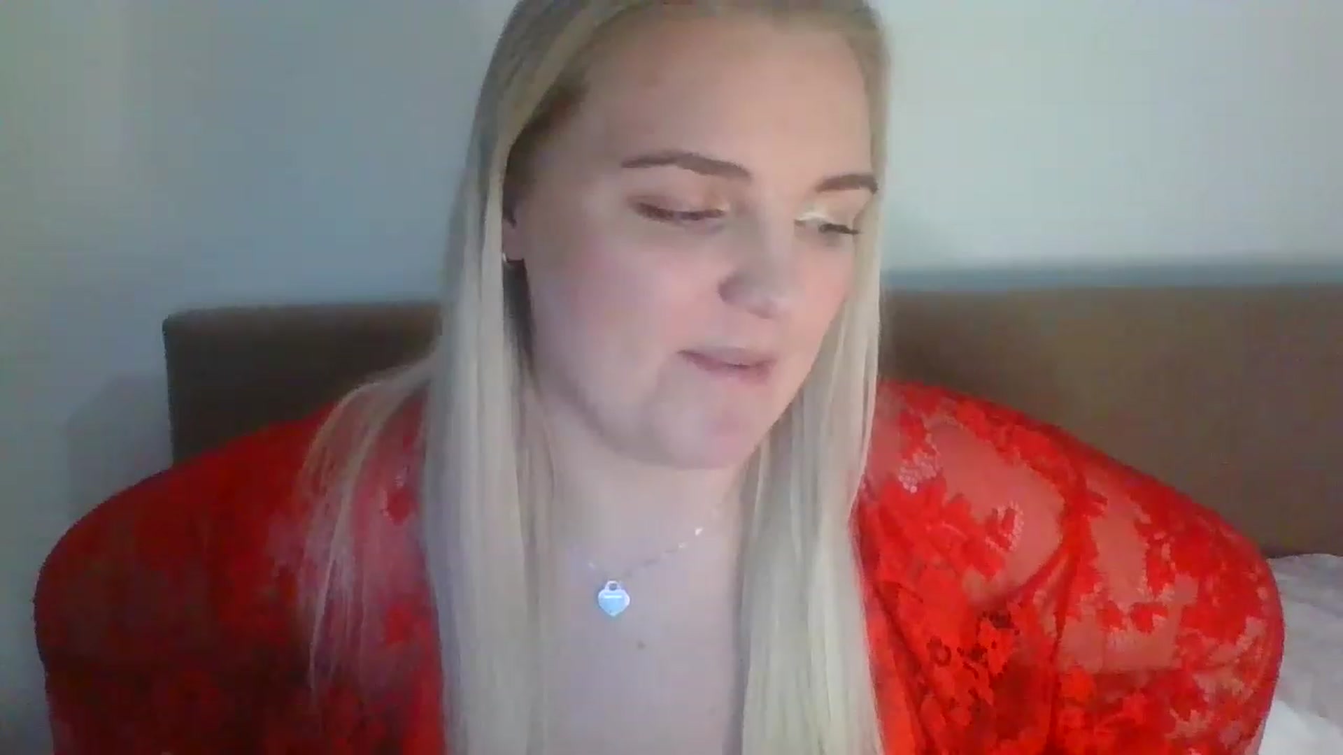 Gallery image thumbnail from JessyLou's myfreecams stream on, 03/15/2023, 20:45 image 17 of 20