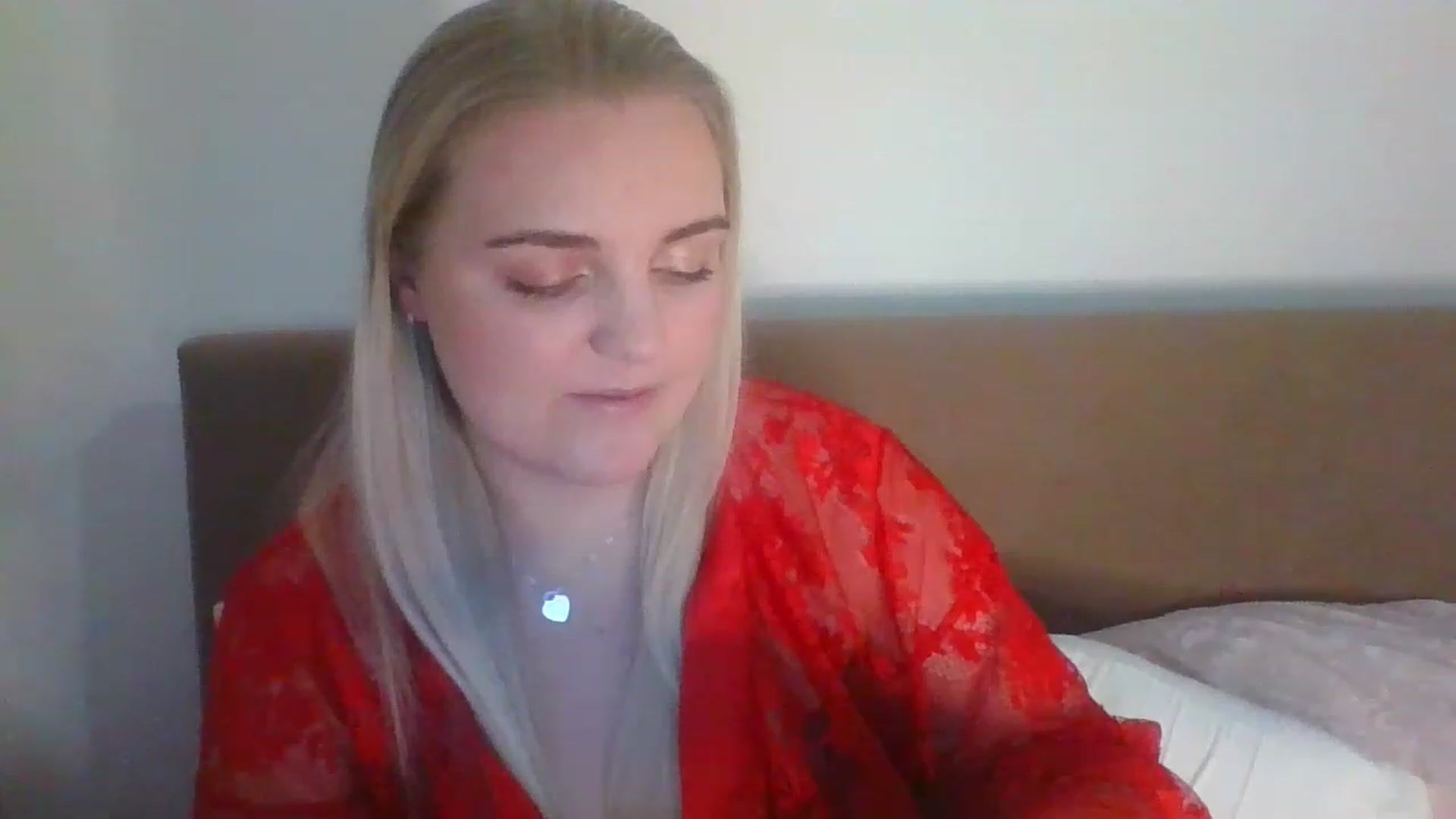 Gallery image thumbnail from JessyLou's myfreecams stream on, 03/15/2023, 20:45 image 15 of 20