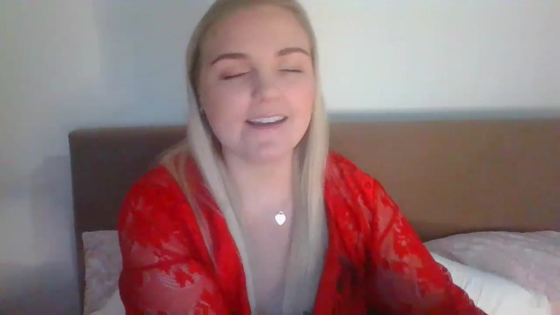 Gallery image thumbnail from JessyLou's myfreecams stream on, 03/15/2023, 20:45 image 11 of 20