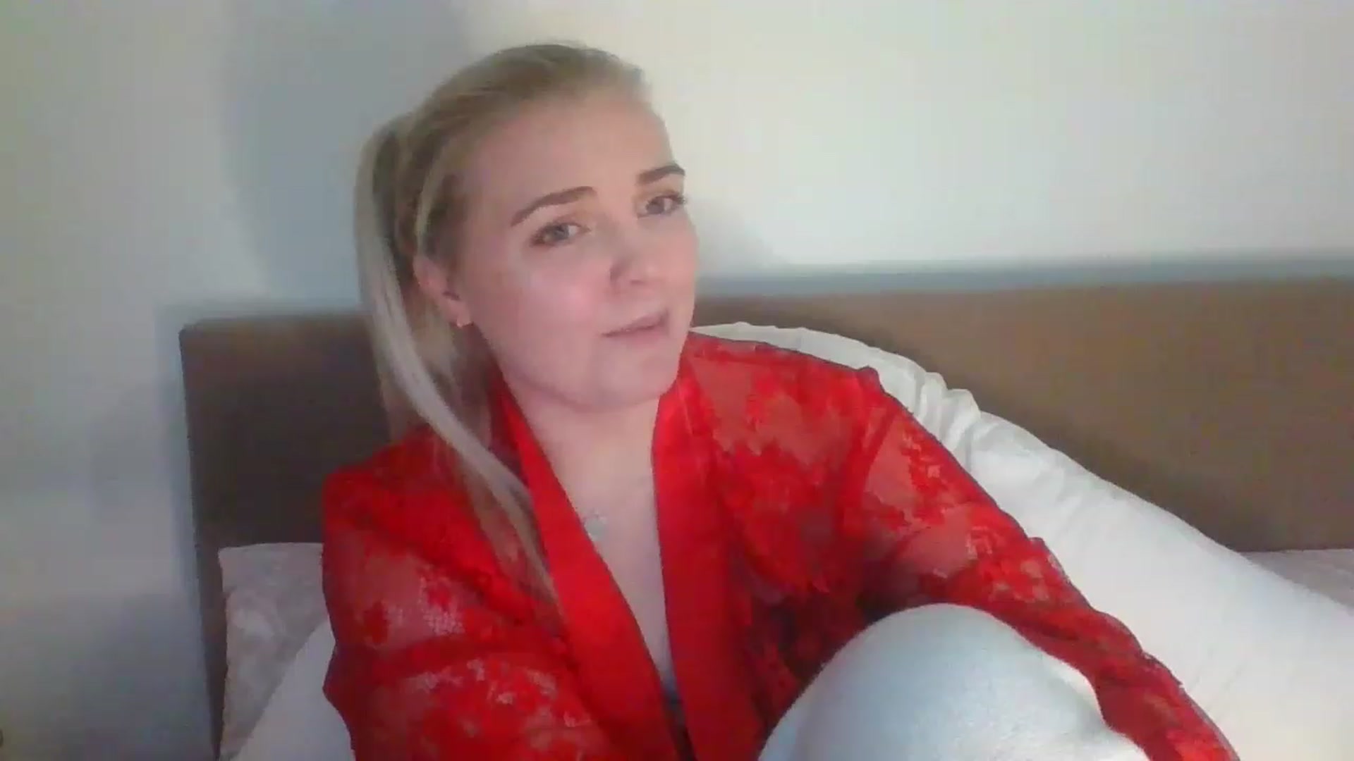 Gallery image thumbnail from JessyLou's myfreecams stream on, 03/15/2023, 22:21 image 11 of 20