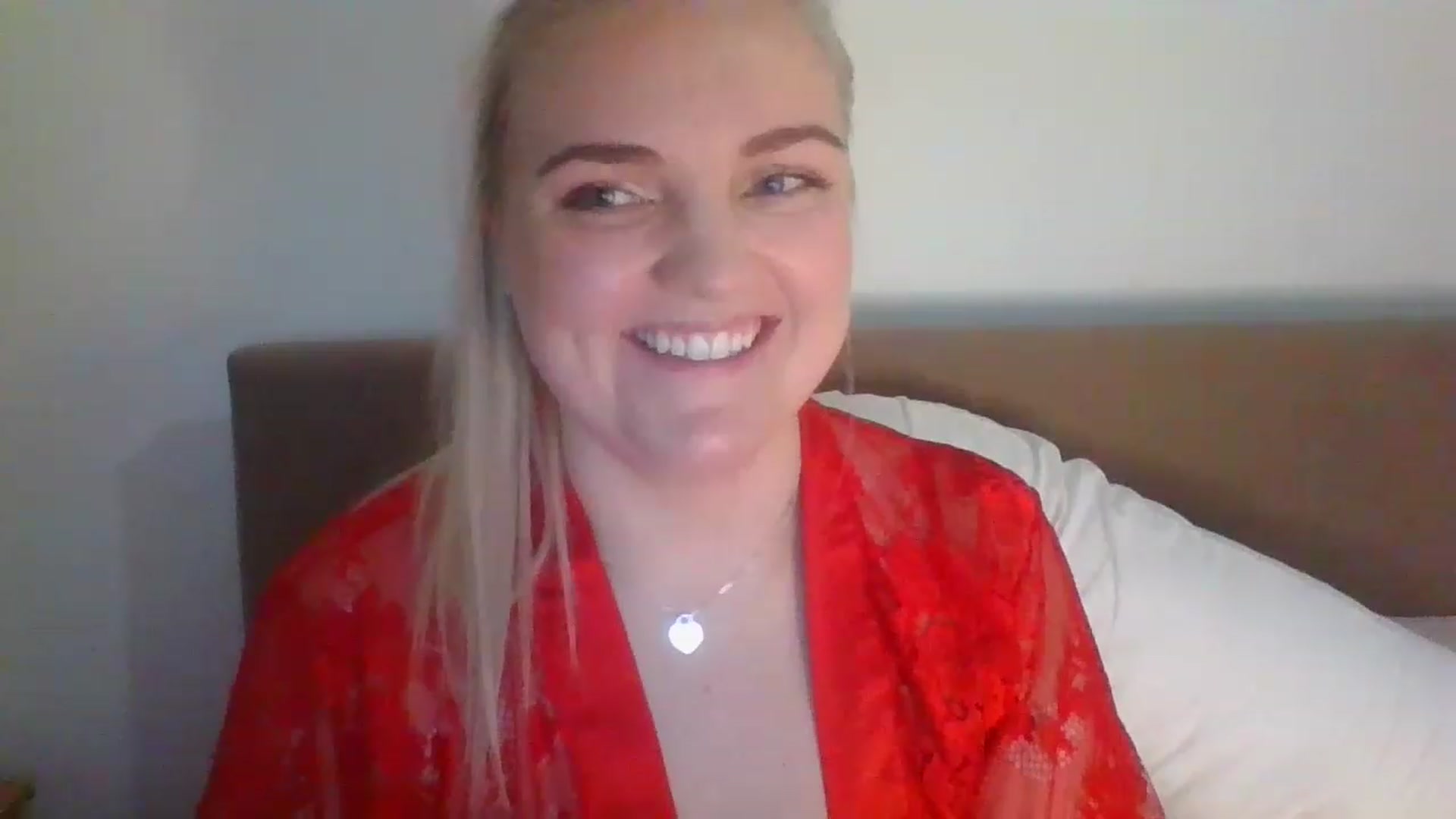 Gallery image thumbnail from JessyLou's myfreecams stream on, 03/15/2023, 22:21 image 19 of 20