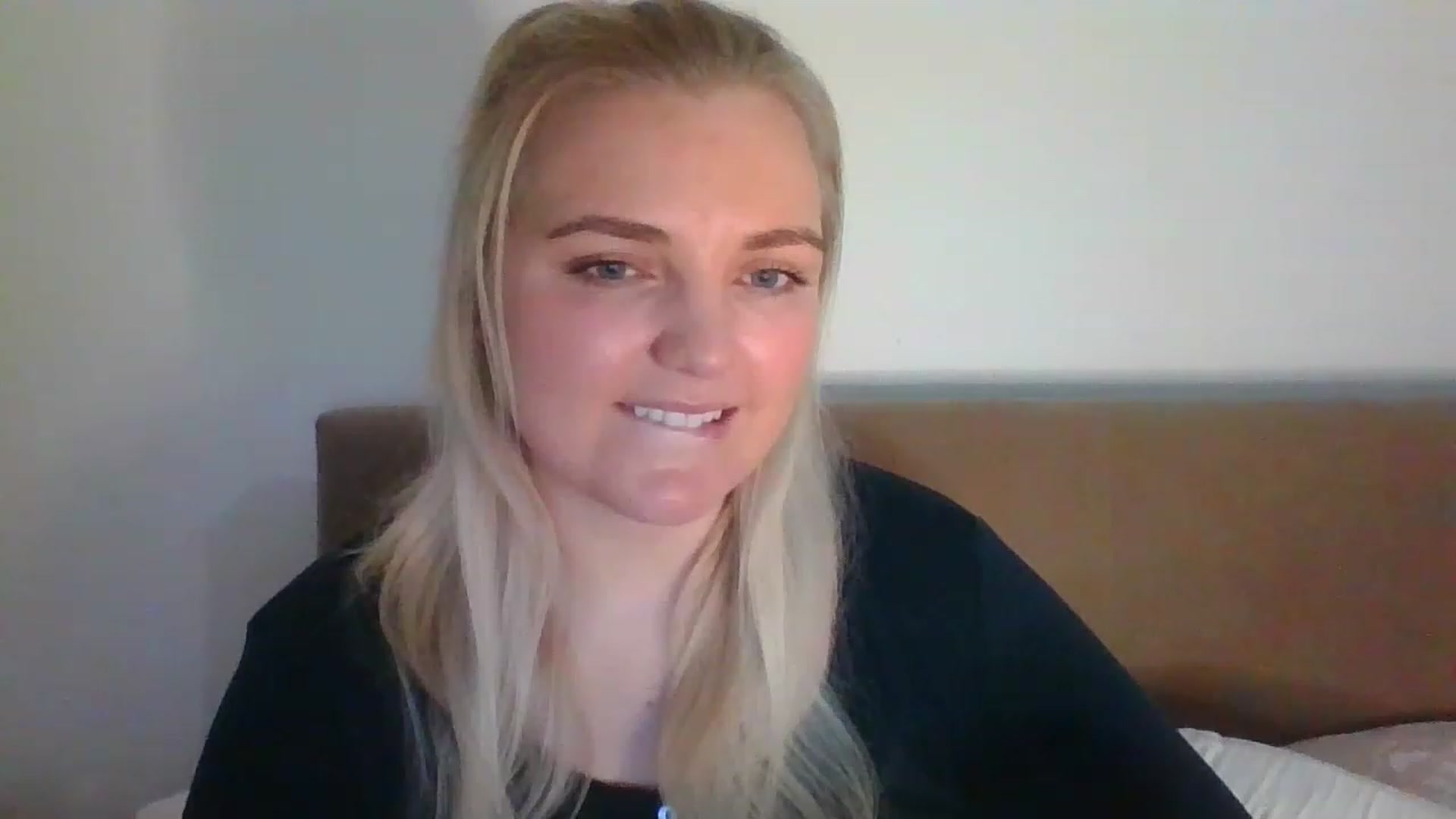 Gallery image thumbnail from JessyLou's myfreecams stream on, 03/18/2023, 21:55 image 9 of 20