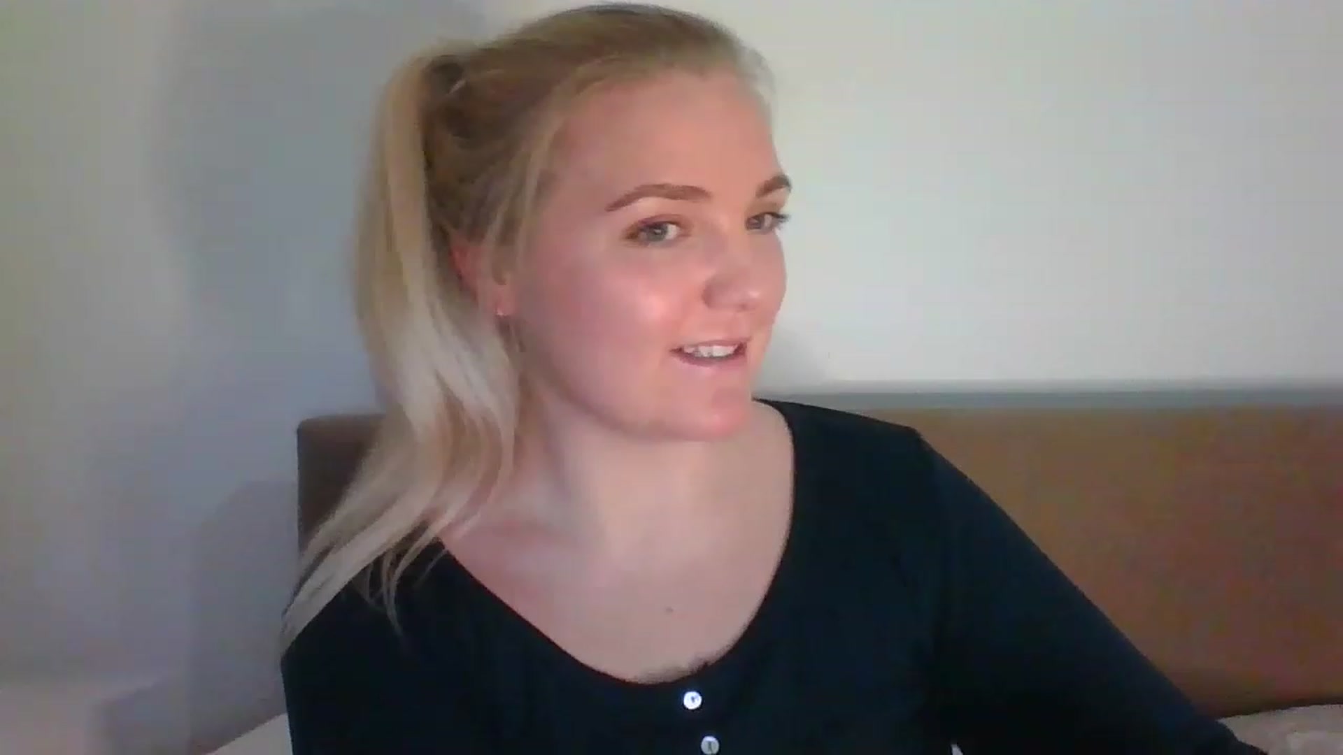Gallery image thumbnail from JessyLou's myfreecams stream on, 03/18/2023, 21:55 image 1 of 20