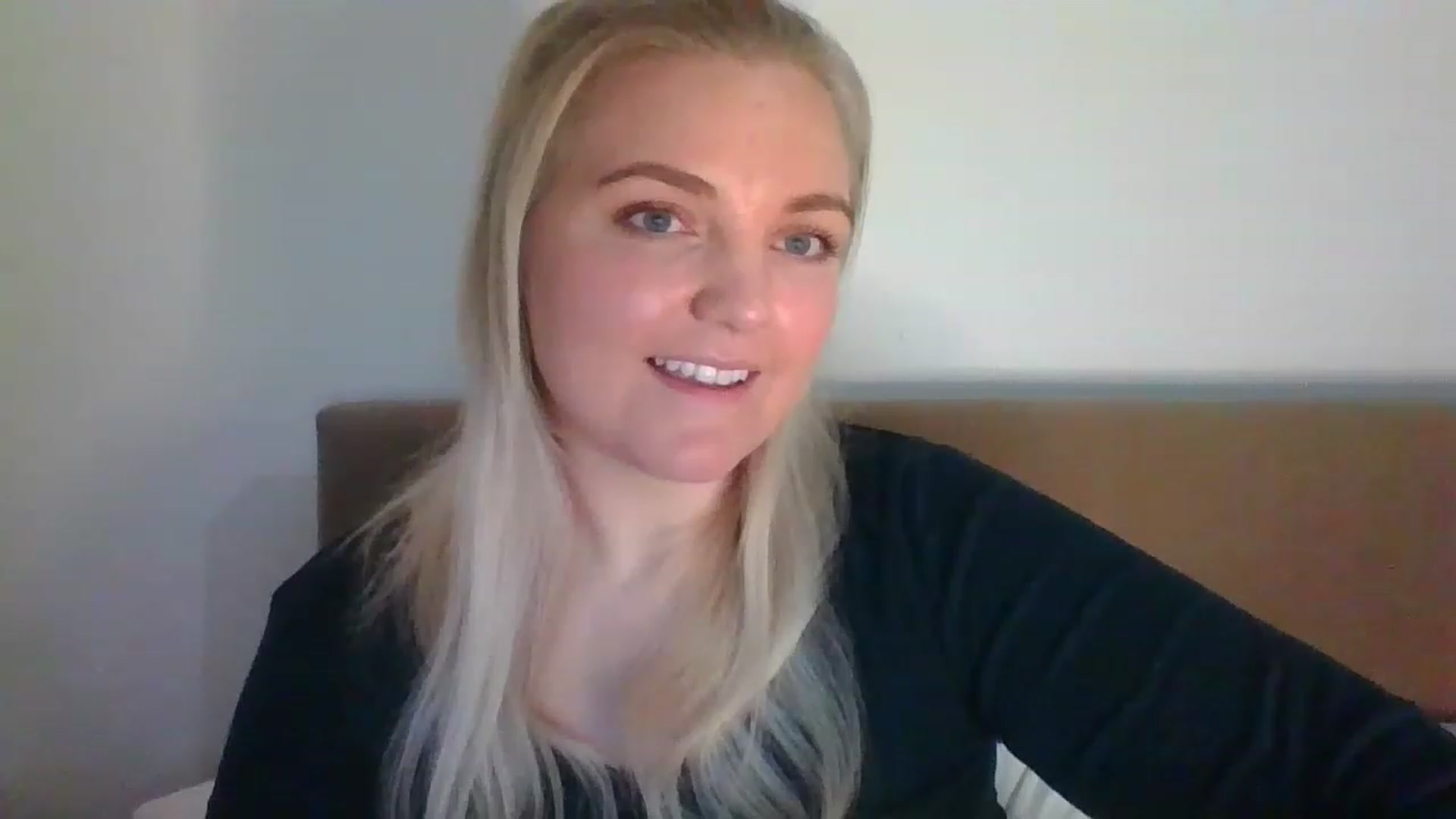 Gallery image thumbnail from JessyLou's myfreecams stream on, 03/18/2023, 21:55 image 18 of 20