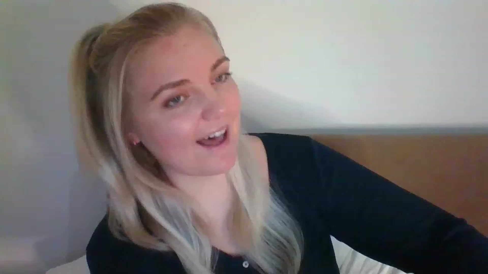 Gallery image thumbnail from JessyLou's myfreecams stream on, 03/18/2023, 21:55 image 5 of 20
