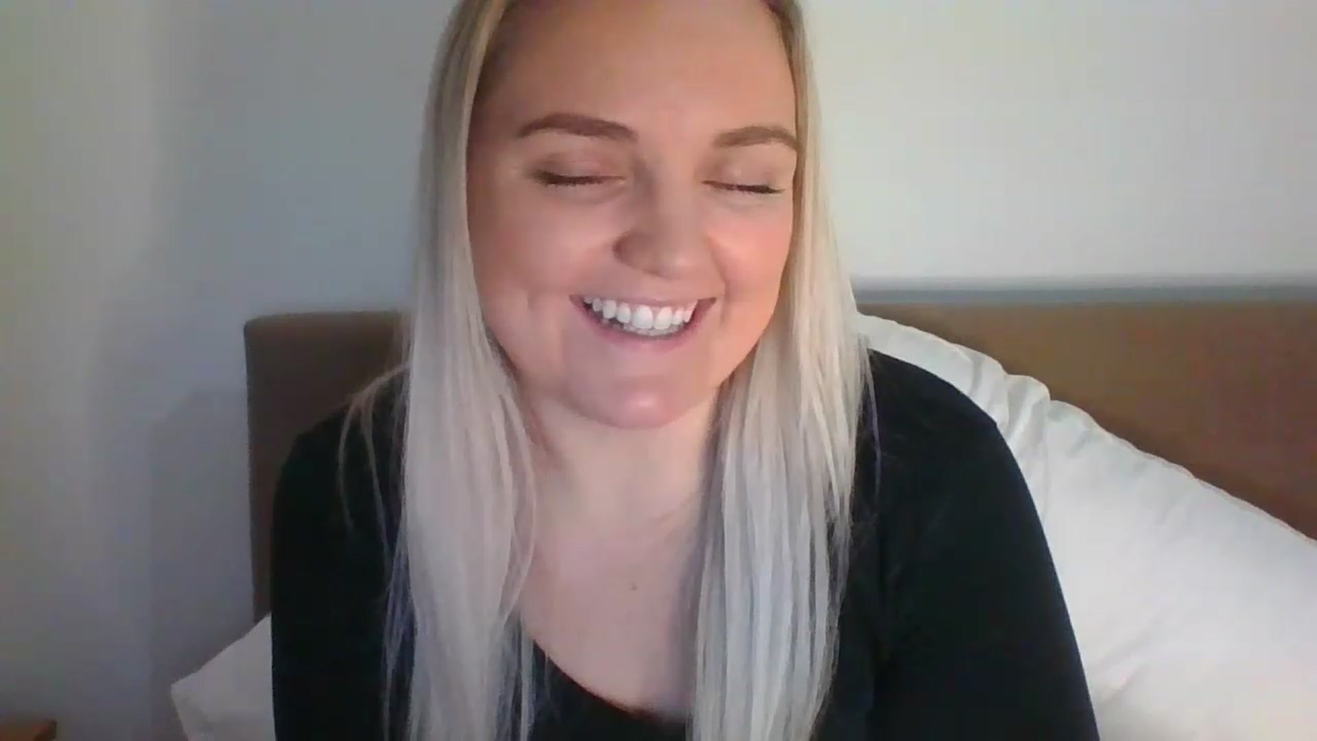 Gallery image thumbnail from JessyLou's myfreecams stream on, 03/20/2023, 22:19 image 8 of 20