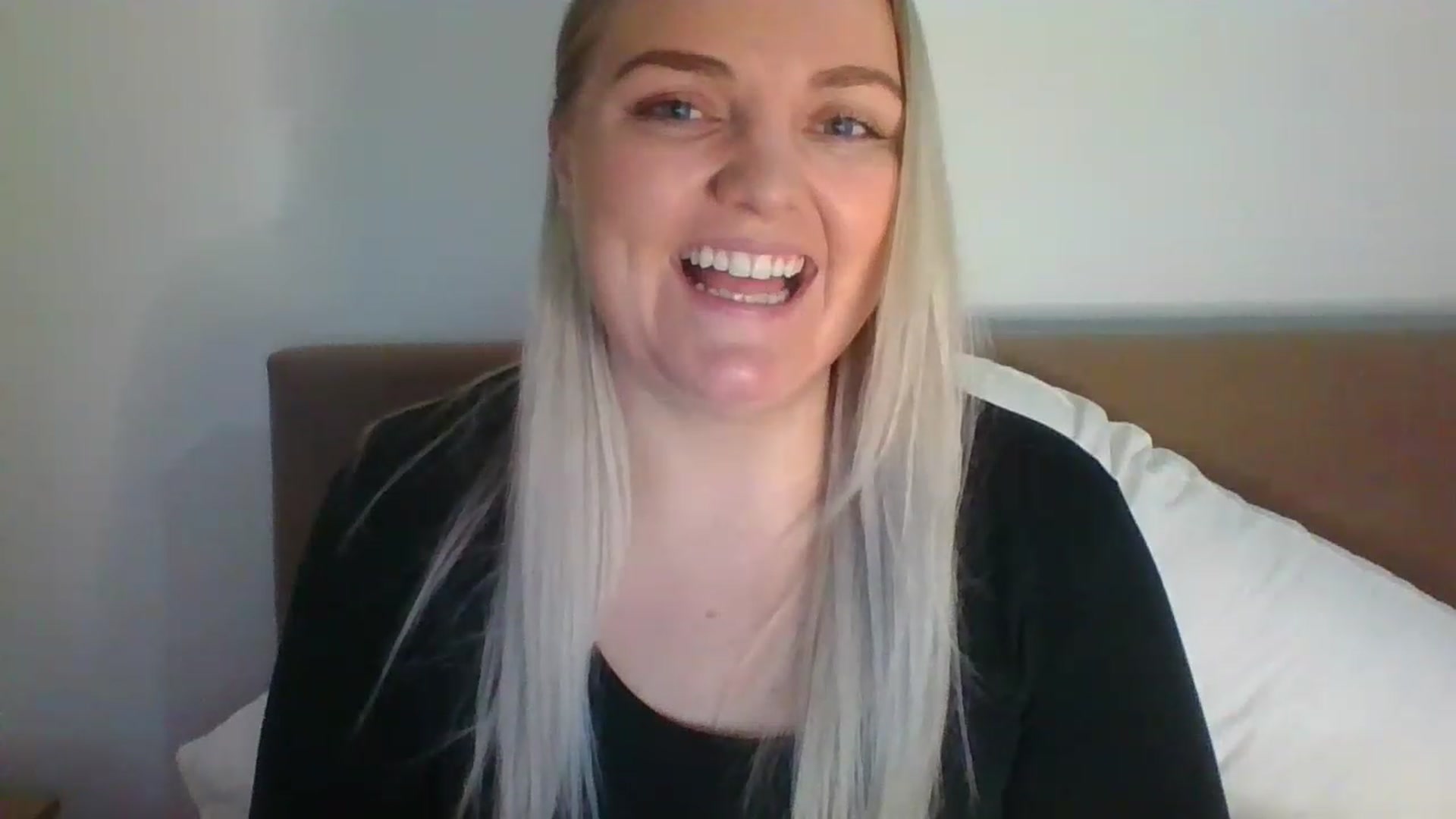 Gallery image thumbnail from JessyLou's myfreecams stream on, 03/20/2023, 22:19 image 14 of 20