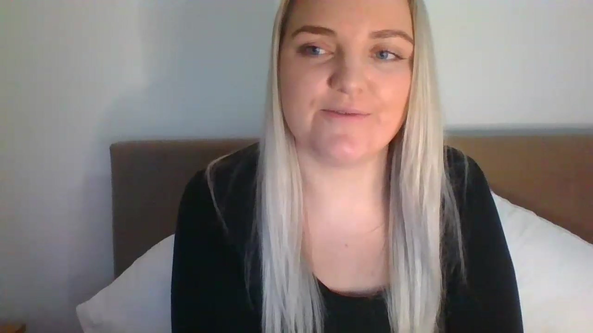 Gallery image thumbnail from JessyLou's myfreecams stream on, 03/20/2023, 22:19 image 10 of 20