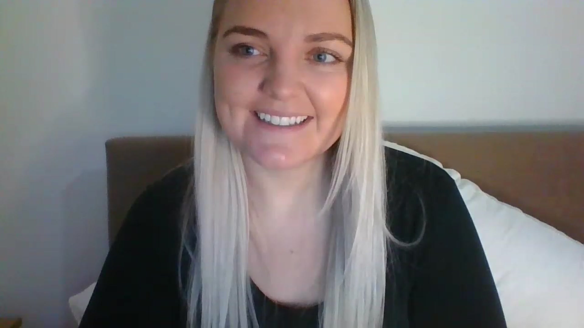 Gallery image thumbnail from JessyLou's myfreecams stream on, 03/20/2023, 22:19 image 20 of 20