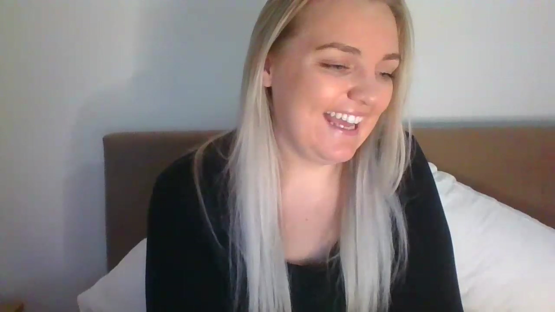 Gallery image thumbnail from JessyLou's myfreecams stream on, 03/20/2023, 22:19 image 5 of 20