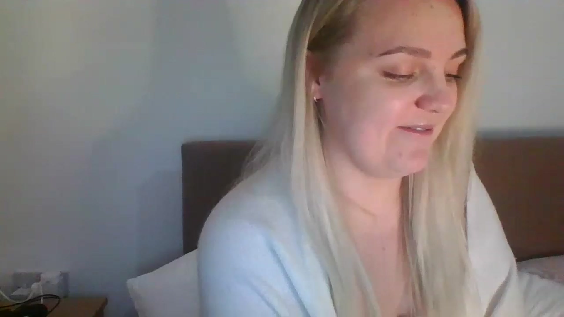 Gallery image thumbnail from JessyLou's myfreecams stream on, 04/13/2023, 20:30 image 11 of 20