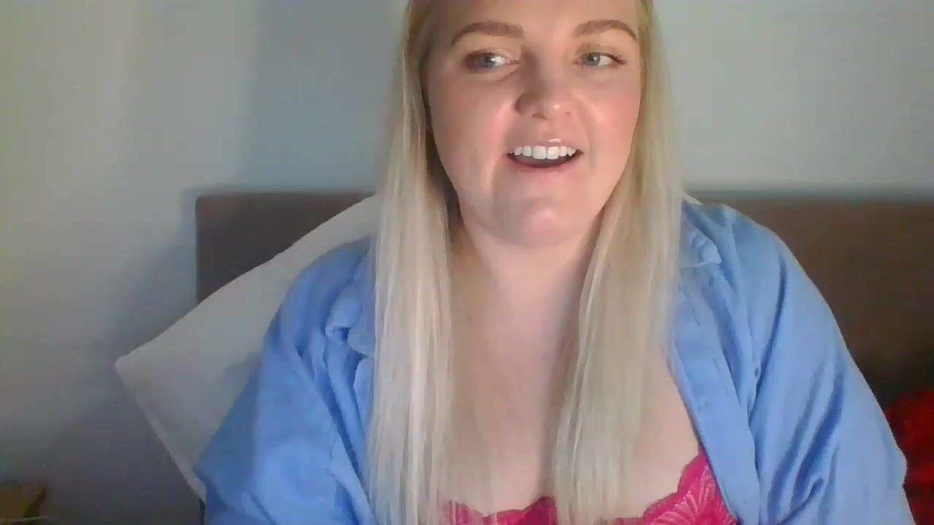 Gallery image thumbnail from JessyLou's myfreecams stream on, 04/18/2023, 20:52 image 11 of 20