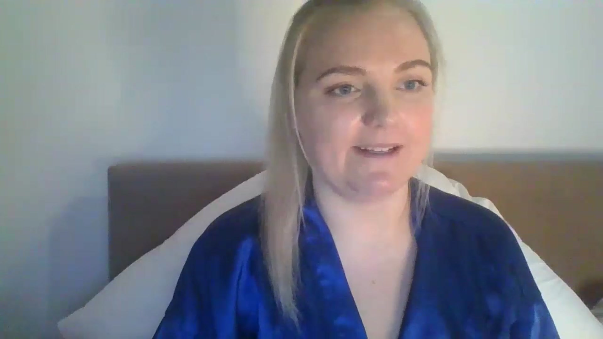 Gallery image thumbnail from JessyLou's myfreecams stream on, 04/23/2023, 22:24 image 17 of 20