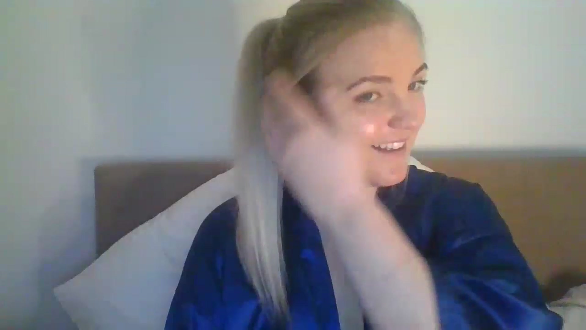 Gallery image thumbnail from JessyLou's myfreecams stream on, 04/23/2023, 22:24 image 12 of 20