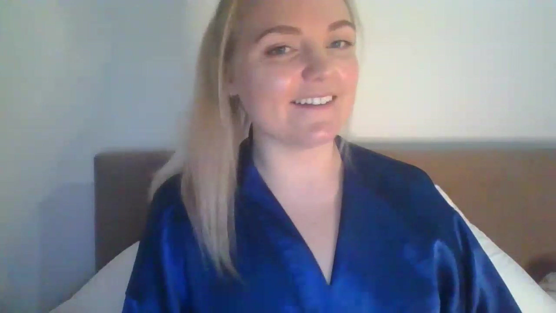 Gallery image thumbnail from JessyLou's myfreecams stream on, 04/23/2023, 22:24 image 14 of 20