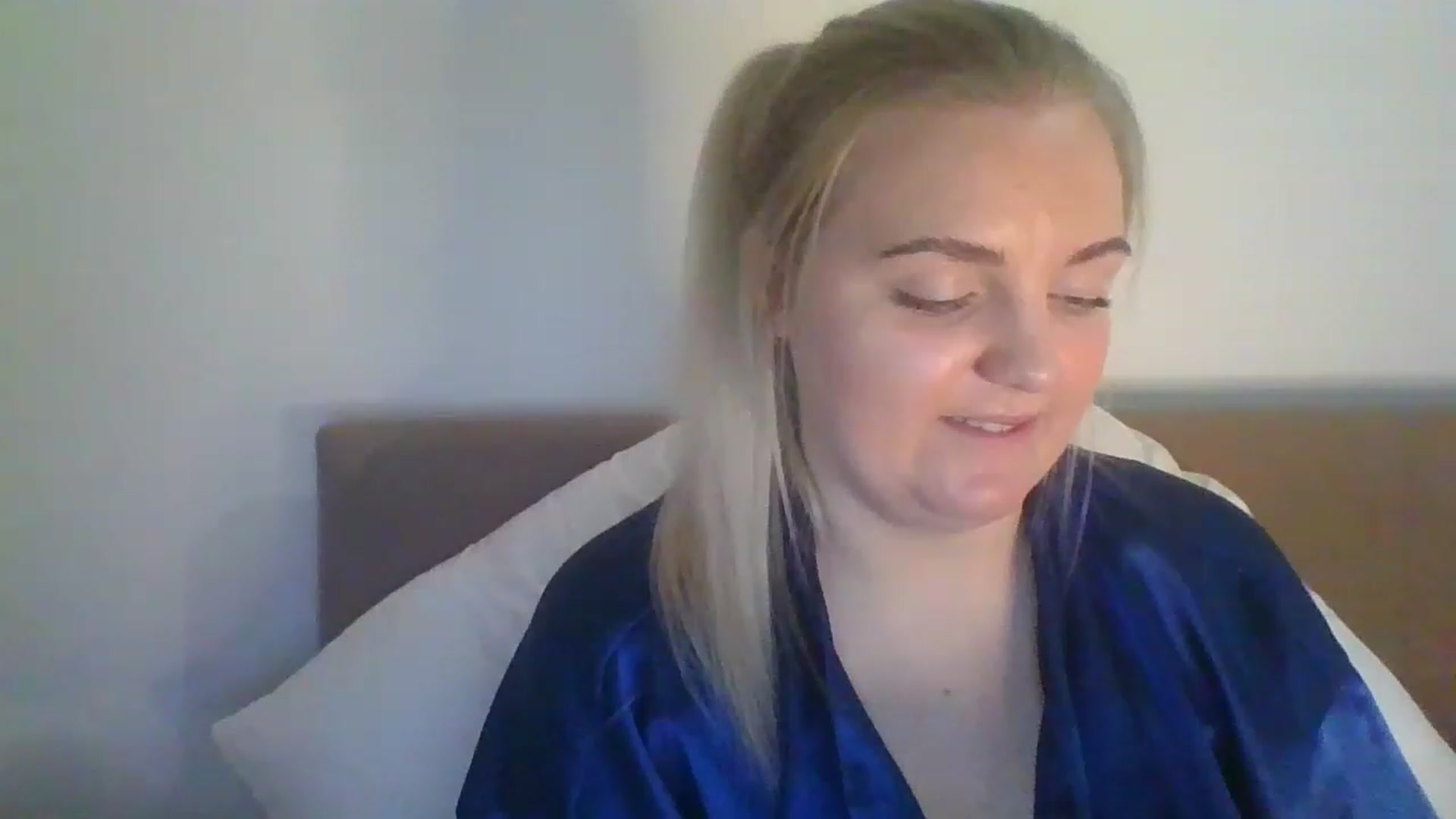Gallery image thumbnail from JessyLou's myfreecams stream on, 04/23/2023, 22:24 image 2 of 20