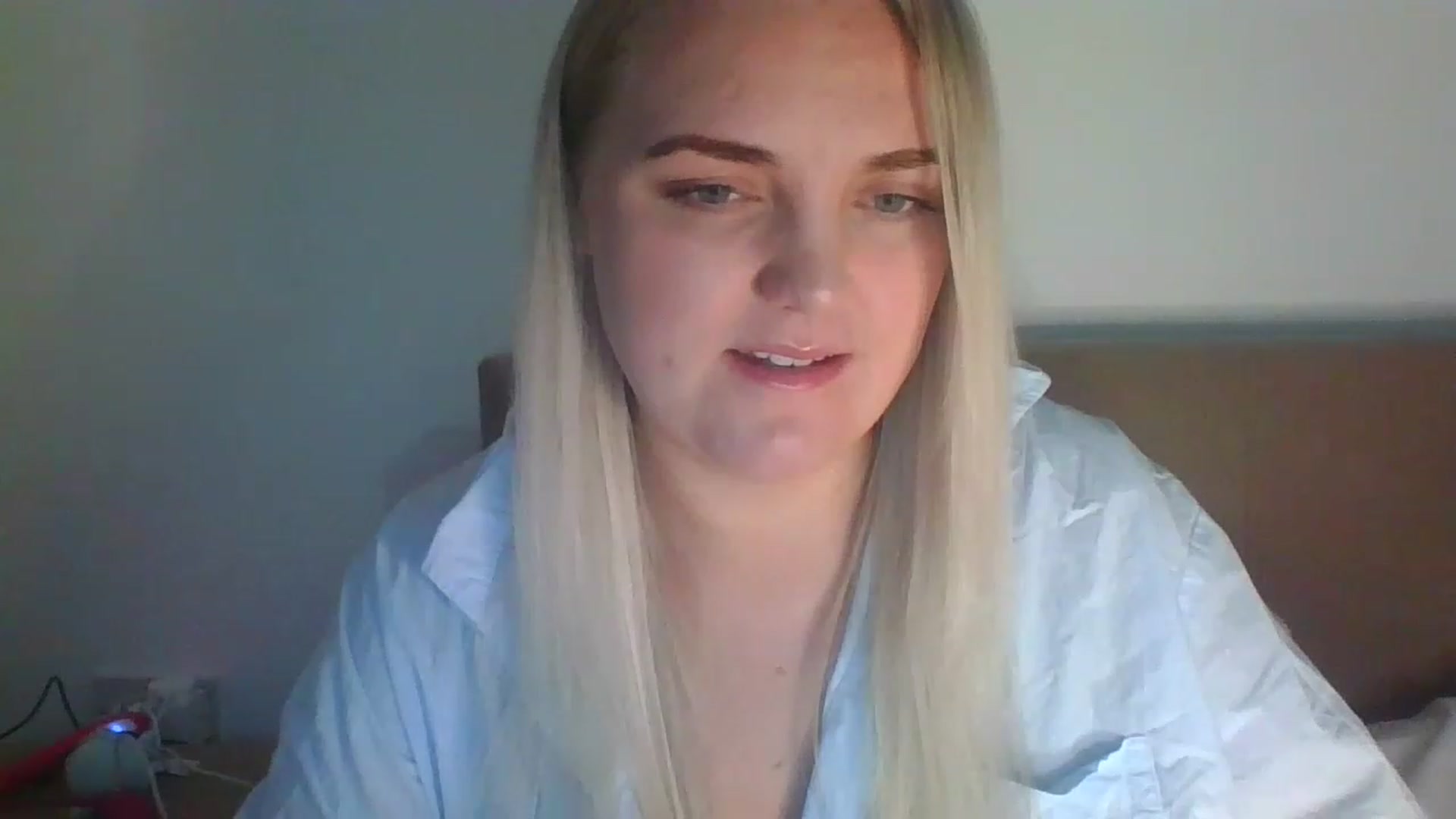 Gallery image thumbnail from JessyLou's myfreecams stream on, 05/18/2023, 20:53 image 13 of 20