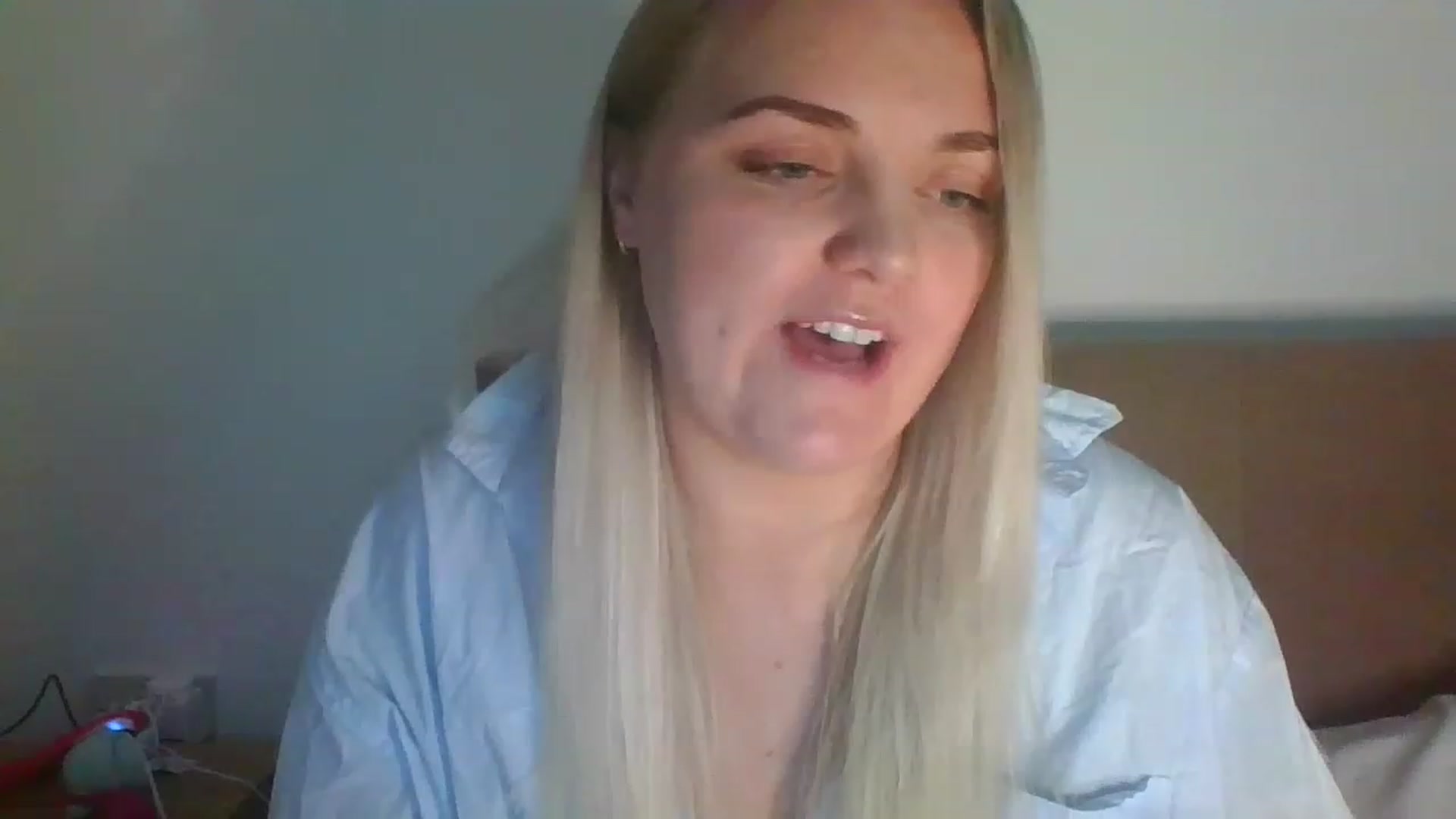 Gallery image thumbnail from JessyLou's myfreecams stream on, 05/18/2023, 20:53 image 18 of 20