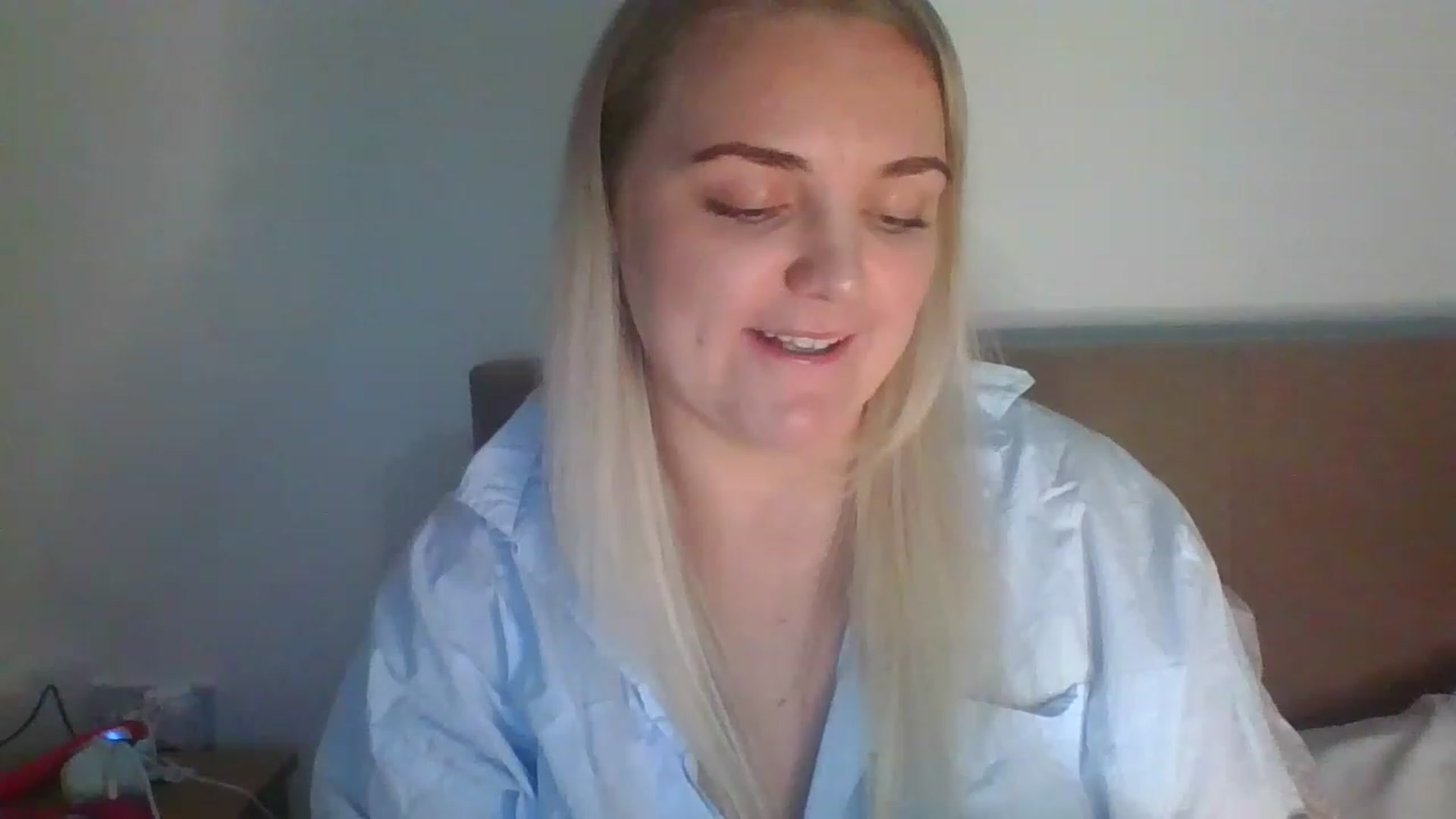 Gallery image thumbnail from JessyLou's myfreecams stream on, 05/18/2023, 20:53 image 16 of 20