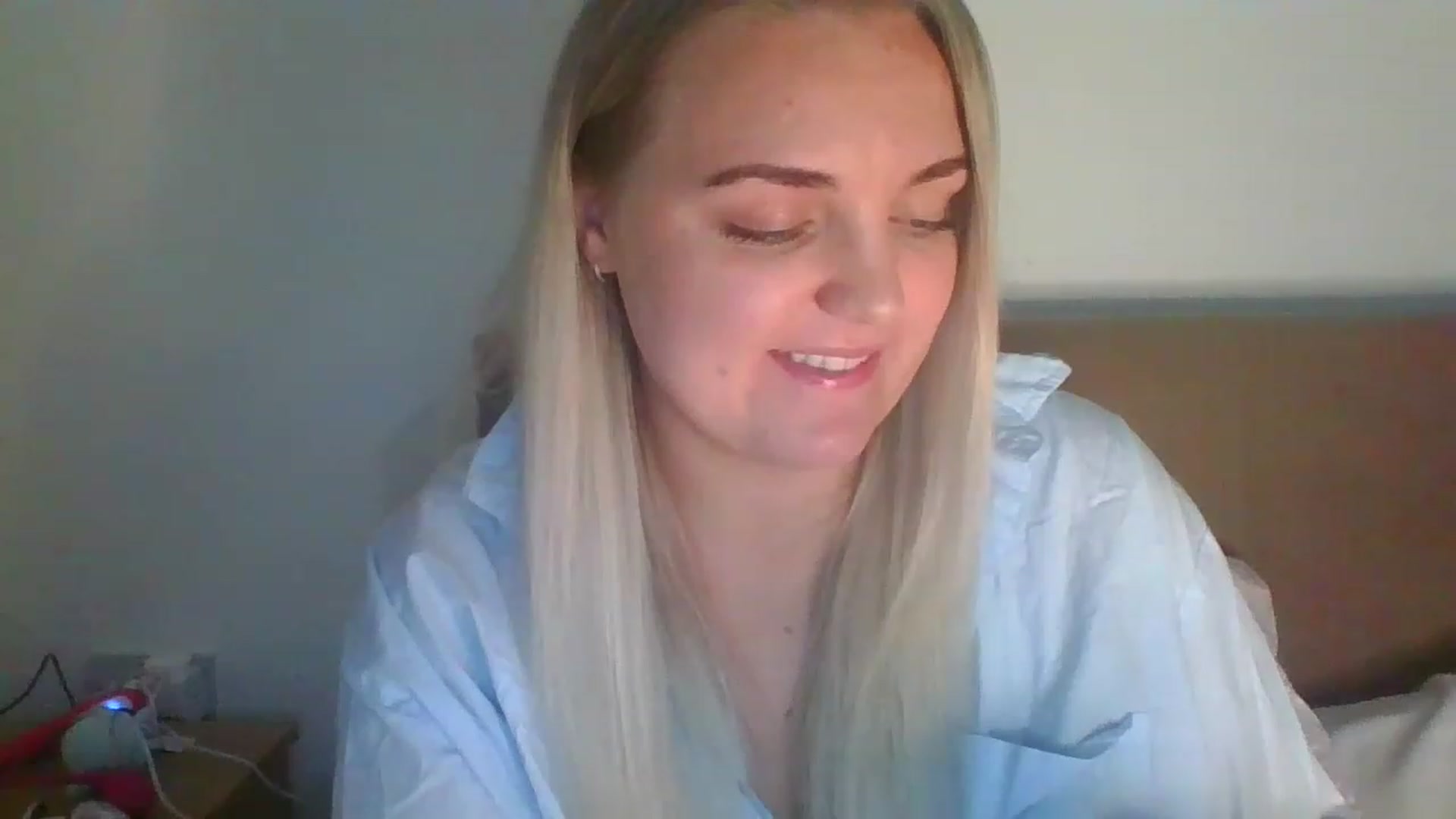 Gallery image thumbnail from JessyLou's myfreecams stream on, 05/18/2023, 20:53 image 20 of 20