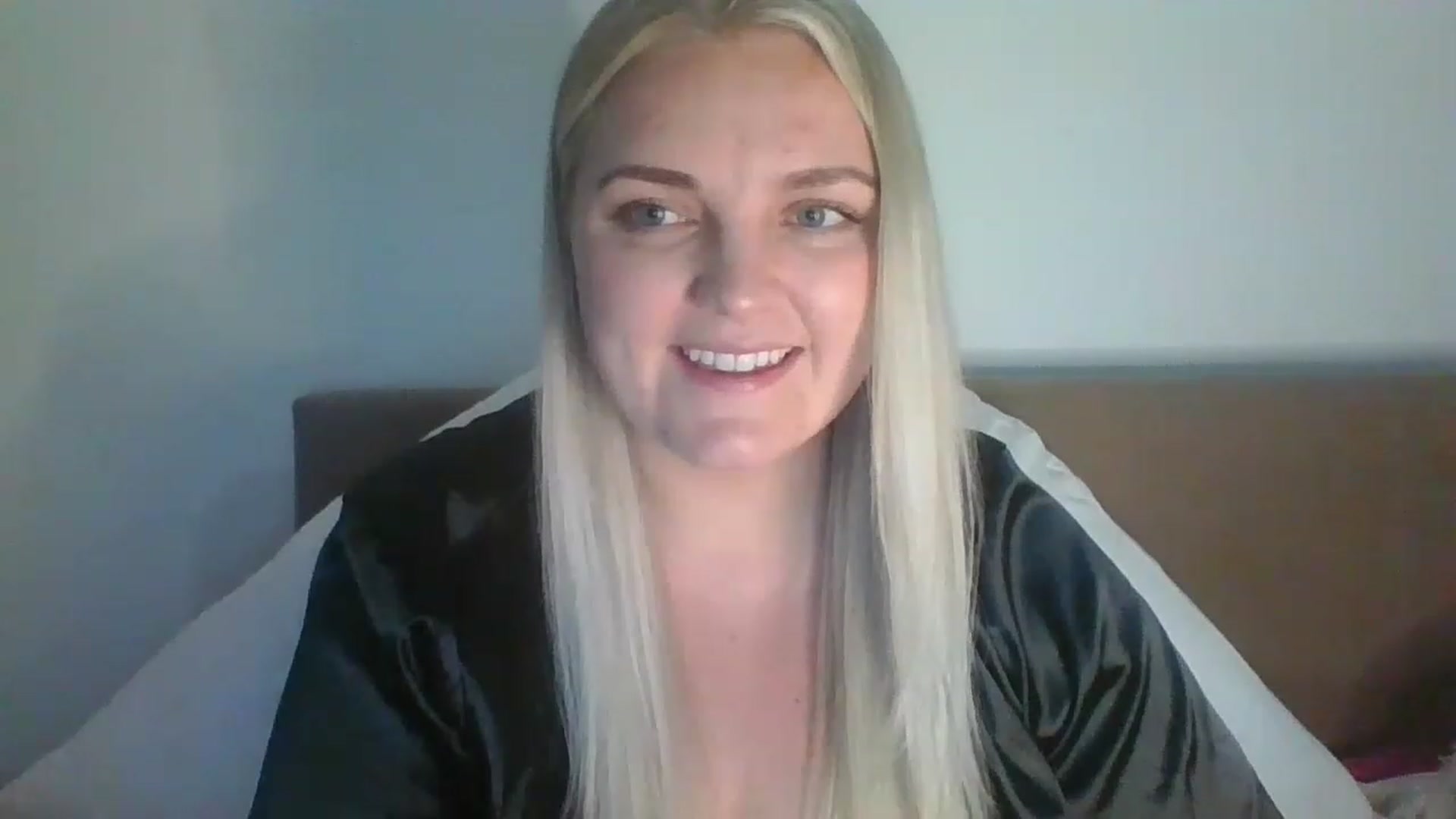 Gallery image thumbnail from JessyLou's myfreecams stream on, 06/06/2023, 19:53 image 19 of 20