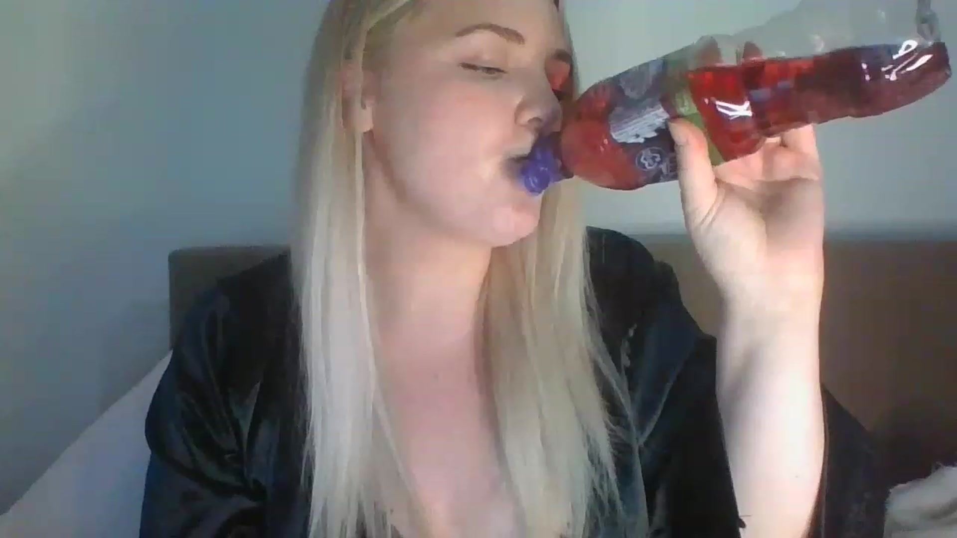 Gallery image thumbnail from JessyLou's myfreecams stream on, 06/06/2023, 20:20 image 20 of 20