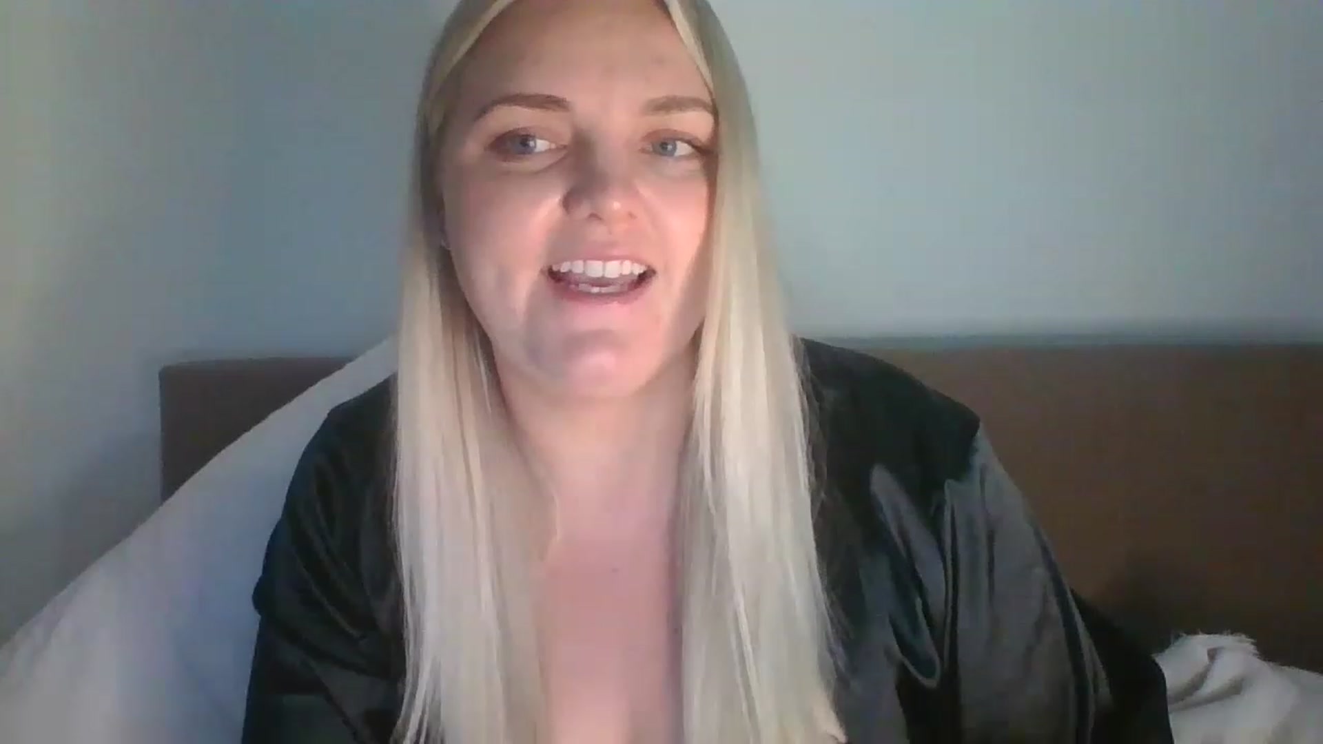Gallery image thumbnail from JessyLou's myfreecams stream on, 06/06/2023, 20:20 image 3 of 20