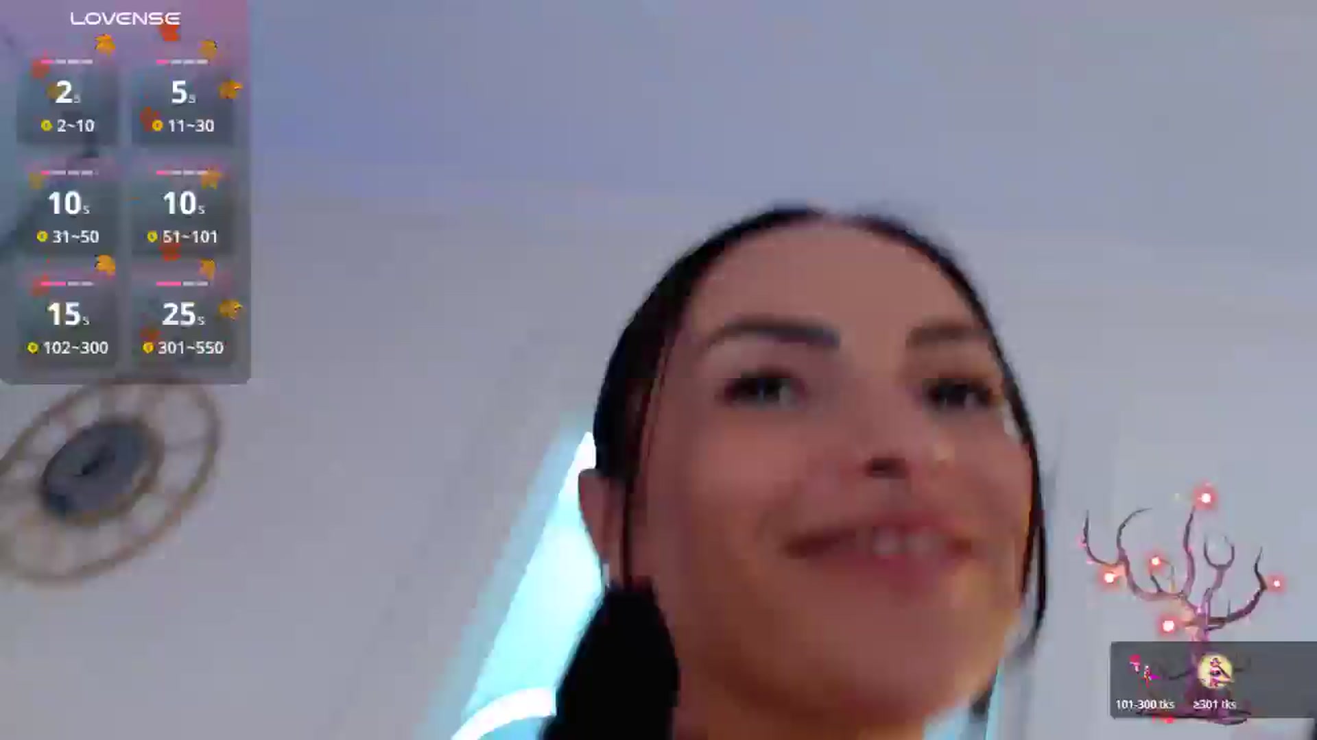 Gallery image thumbnail from JessyVixen's myfreecams stream on, 10/27/2025, 16:41 image 19 of 20