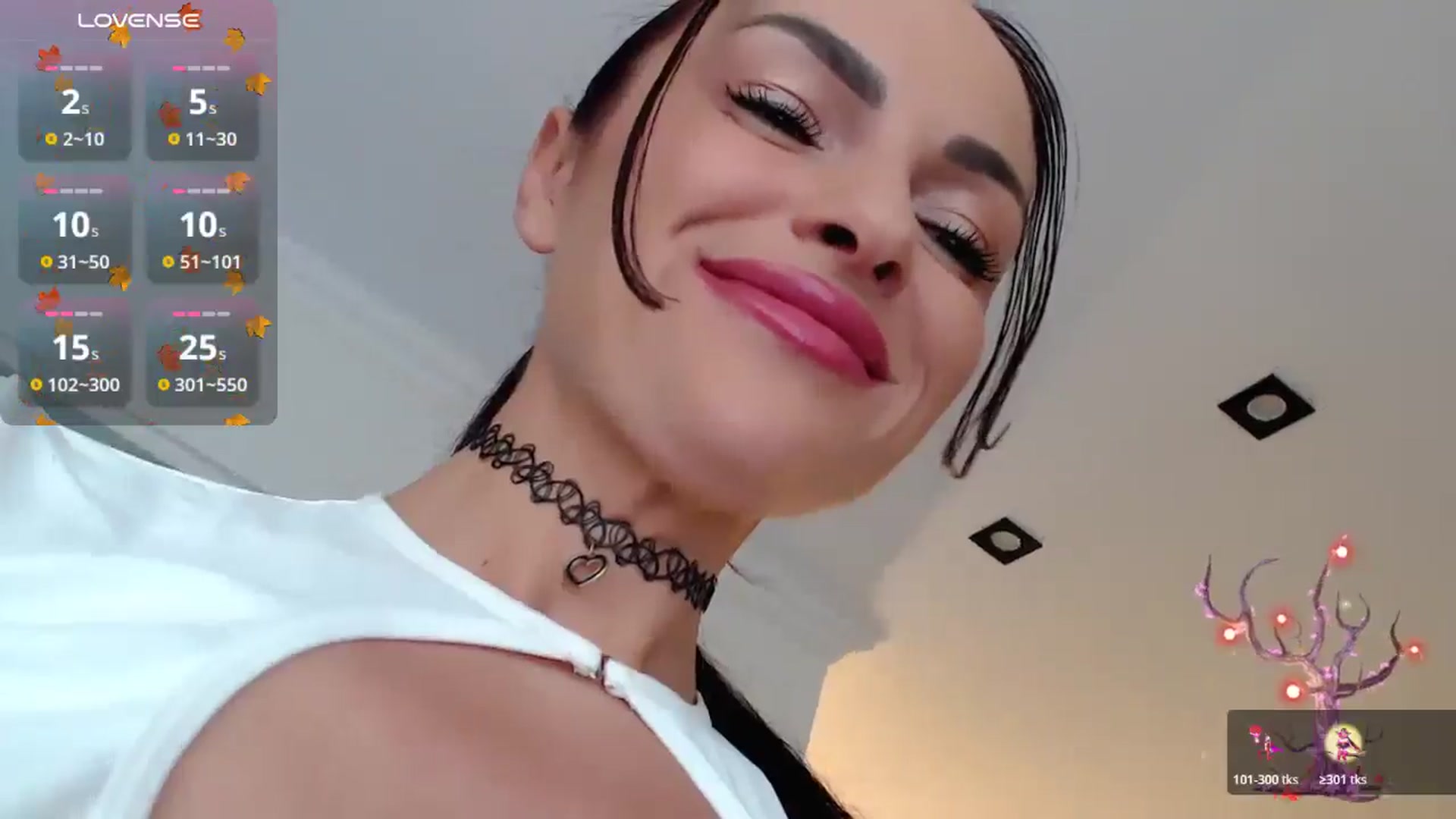 Gallery image thumbnail from JessyVixen's myfreecams stream on, 10/28/2025, 11:58 image 3 of 20
