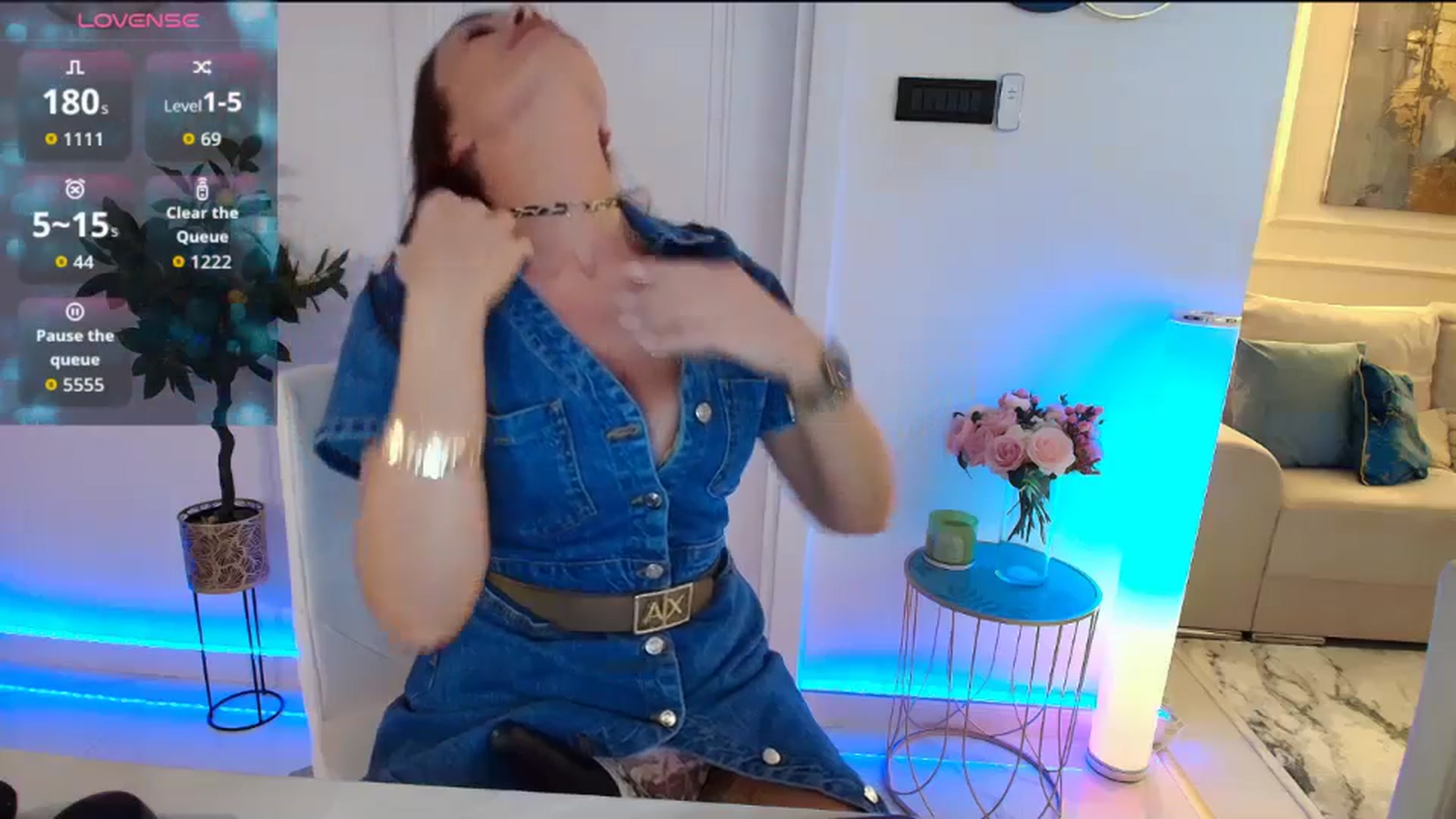Gallery image thumbnail from JessyVixen's myfreecams stream on, 05/08/2026, 13:38 image 10 of 20