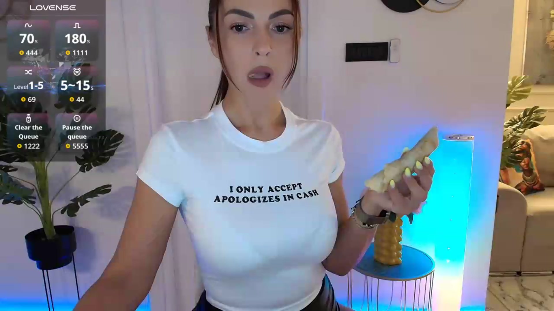 Gallery image thumbnail from JessyVixen's myfreecams stream on, 08/08/2026, 17:42 image 15 of 20