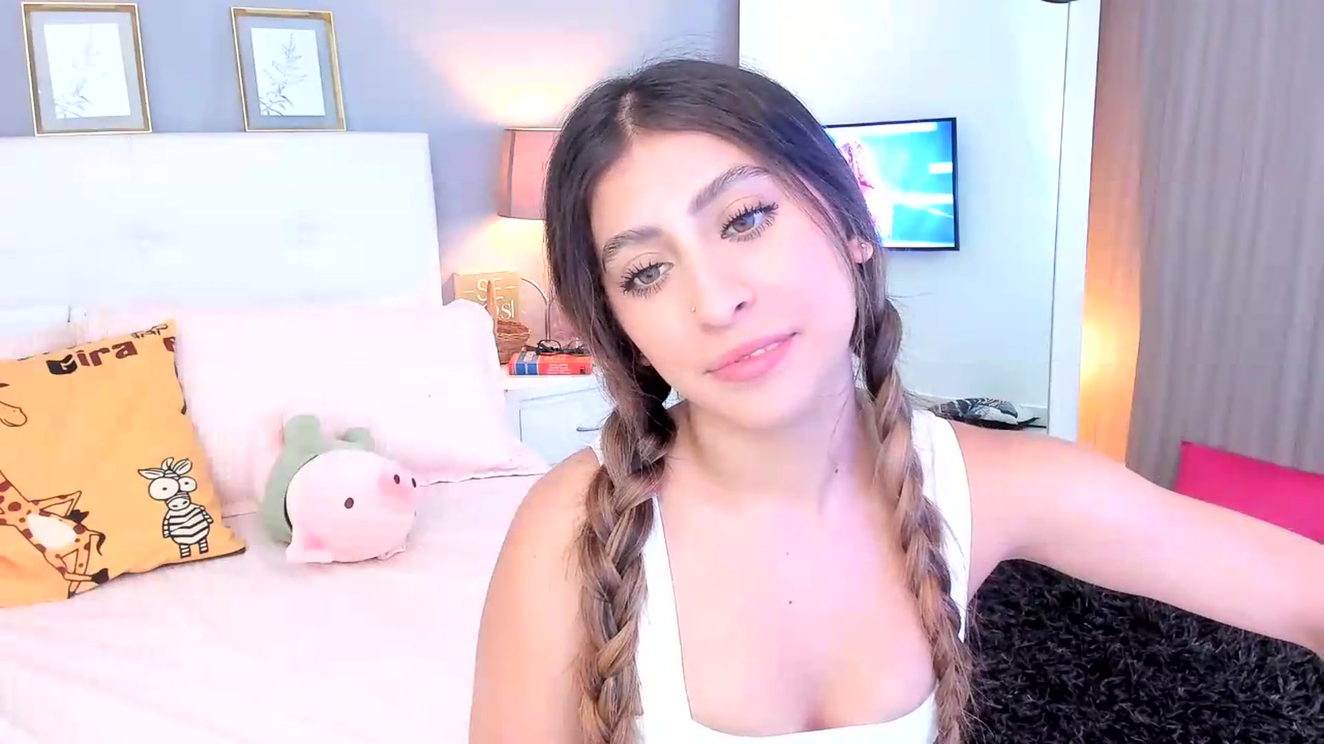 Gallery image thumbnail from Jessy_Jones's myfreecams stream on, 05/27/2026, 03:04 image 6 of 20