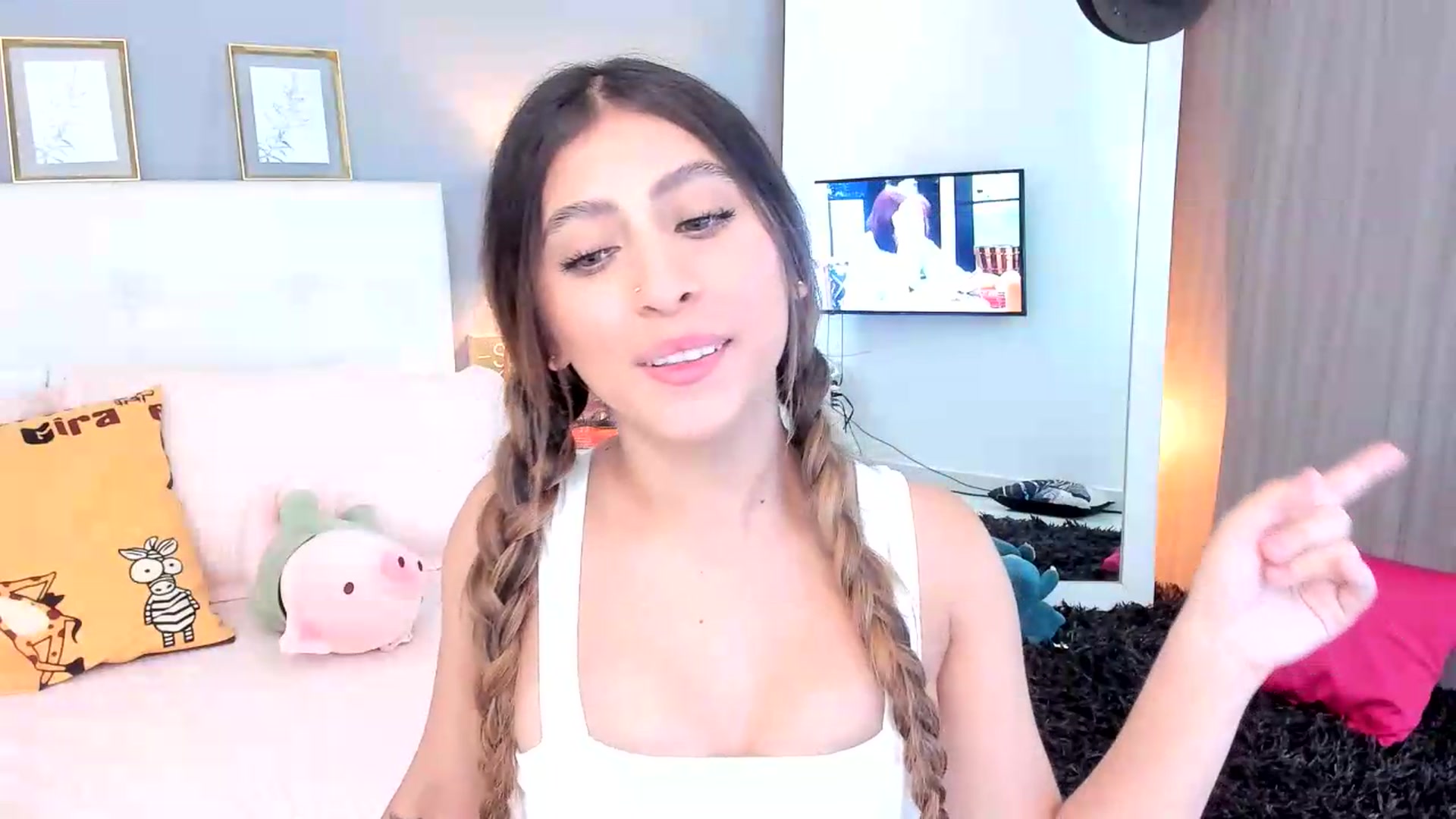 Gallery image thumbnail from Jessy_Jones's myfreecams stream on, 05/27/2026, 03:04 image 19 of 20