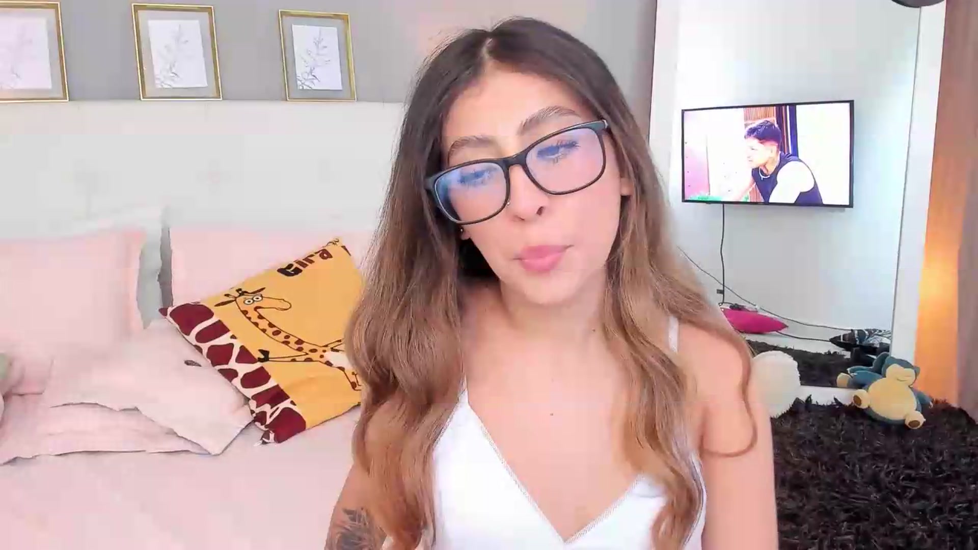 Gallery image thumbnail from Jessy_Jones's myfreecams stream on, 06/02/2026, 02:32 image 8 of 20