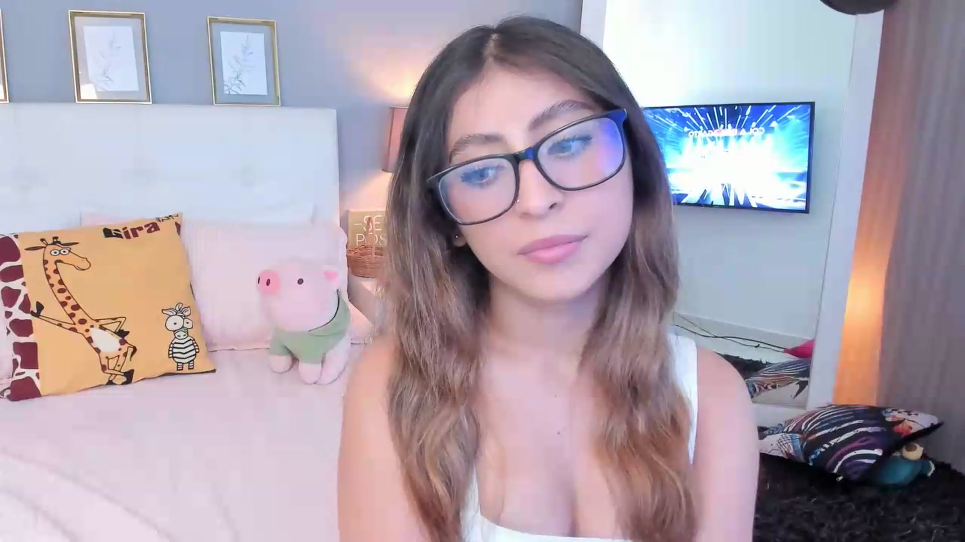Gallery image thumbnail from Jessy_Jones's myfreecams stream on, 06/04/2026, 02:32 image 6 of 20